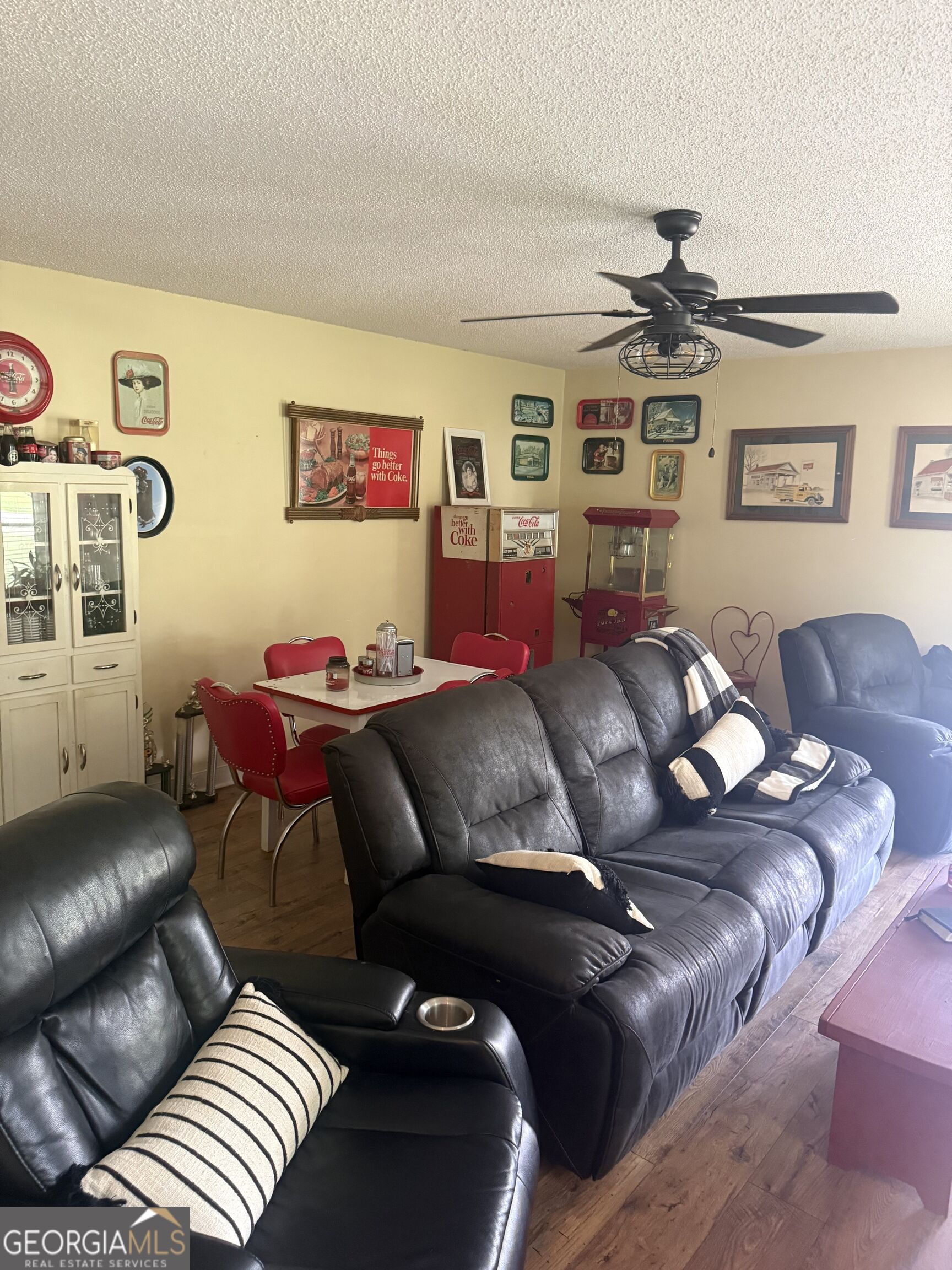 95 Firethorne Drive Property Photo 12