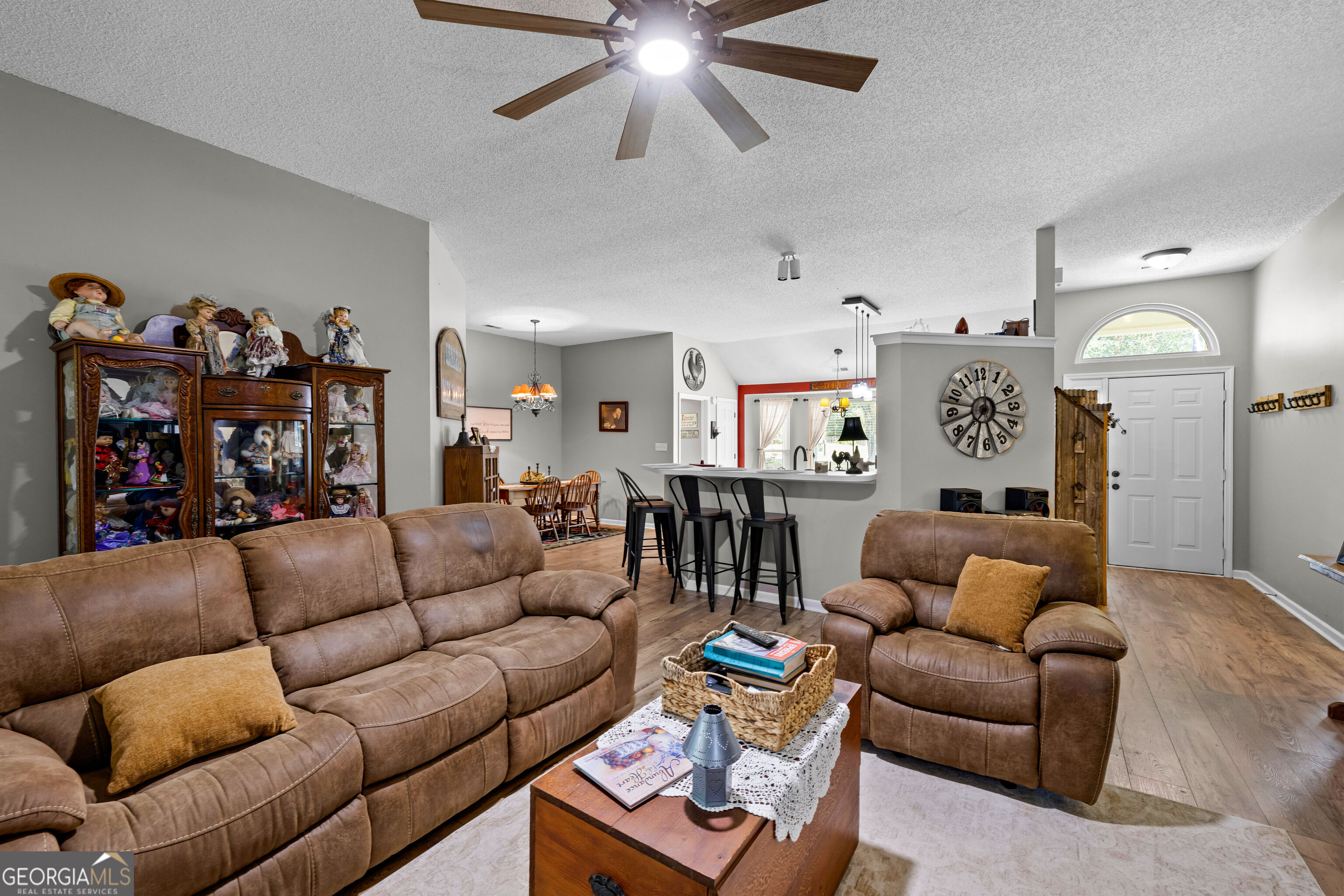 95 Firethorne Drive Property Photo 14