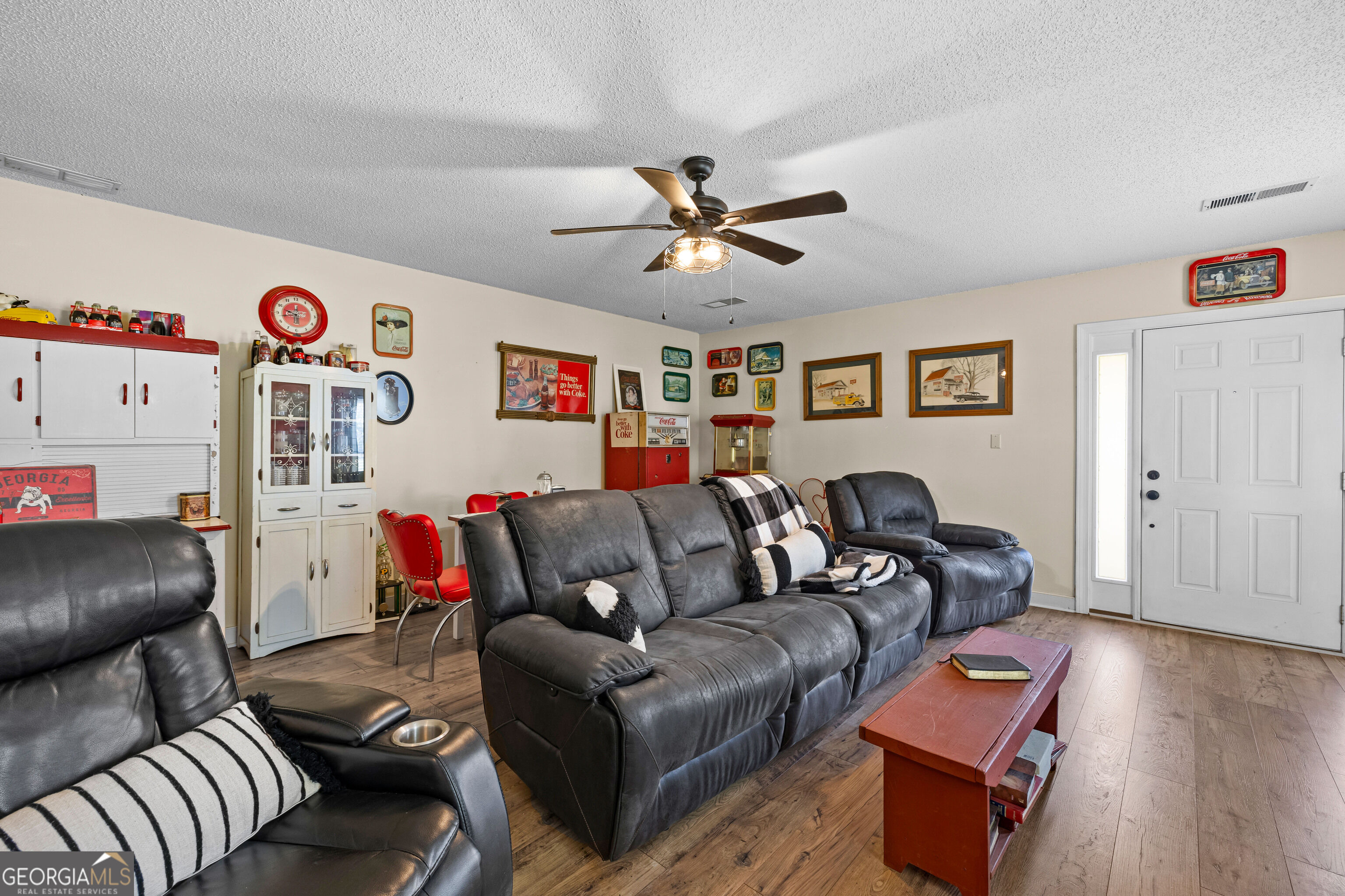 95 Firethorne Drive Property Photo 28