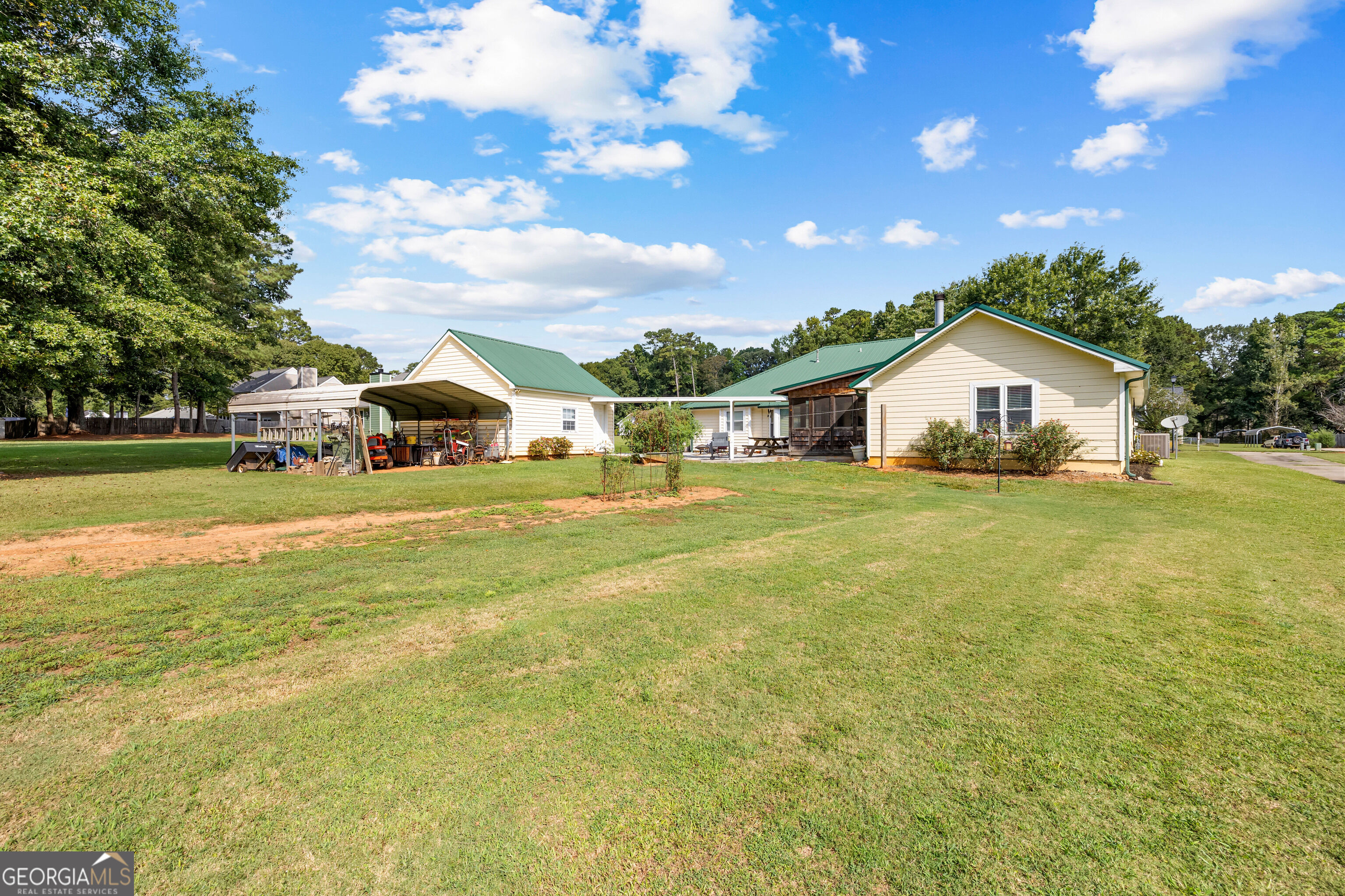 95 Firethorne Drive Property Photo 37