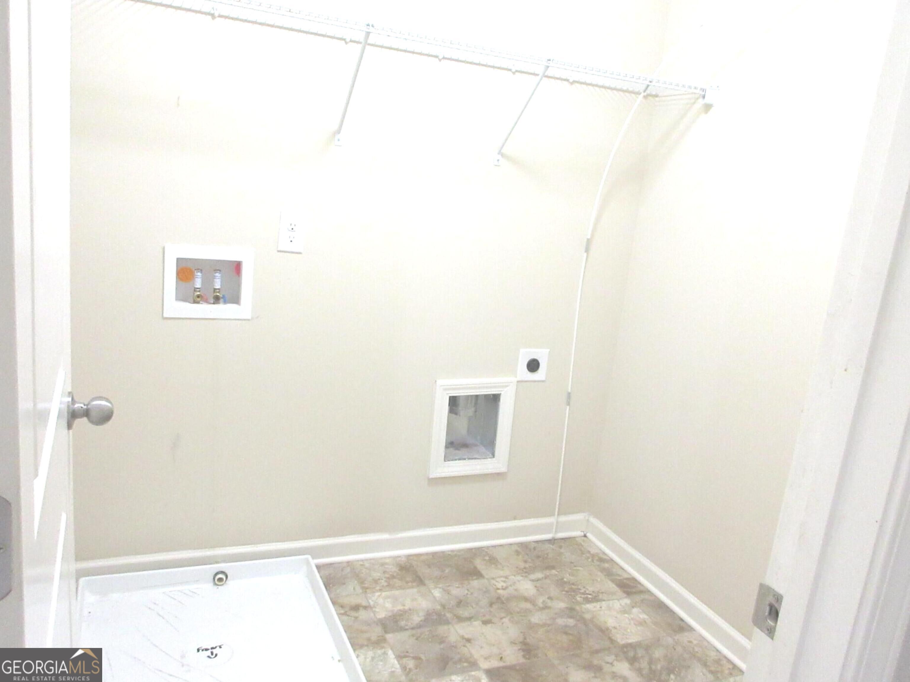 20 Grampian Way # 4 Property Photo 12