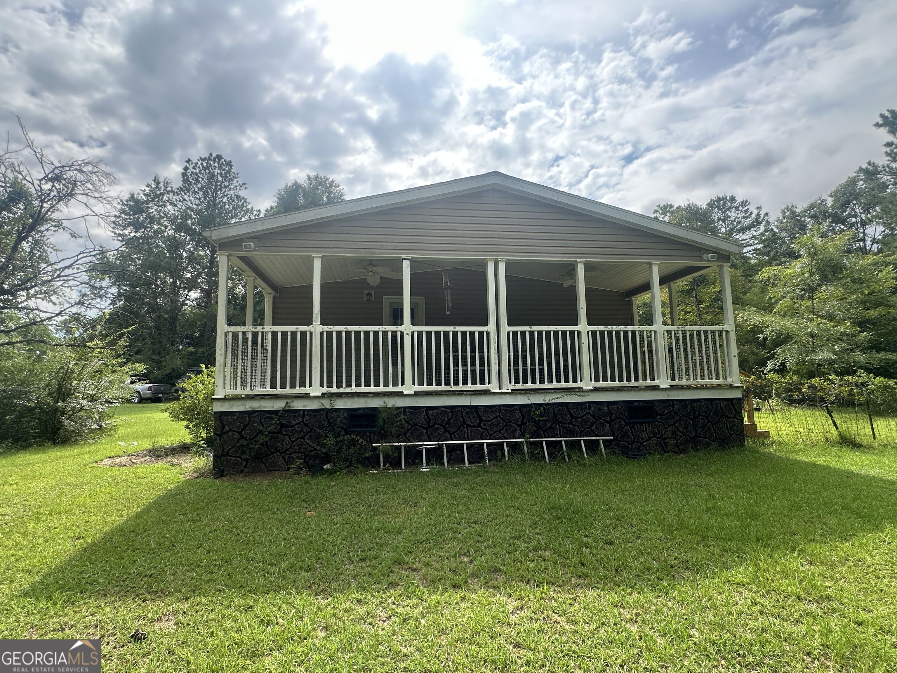 3693 Joyner Oglesby Road Property Photo 2