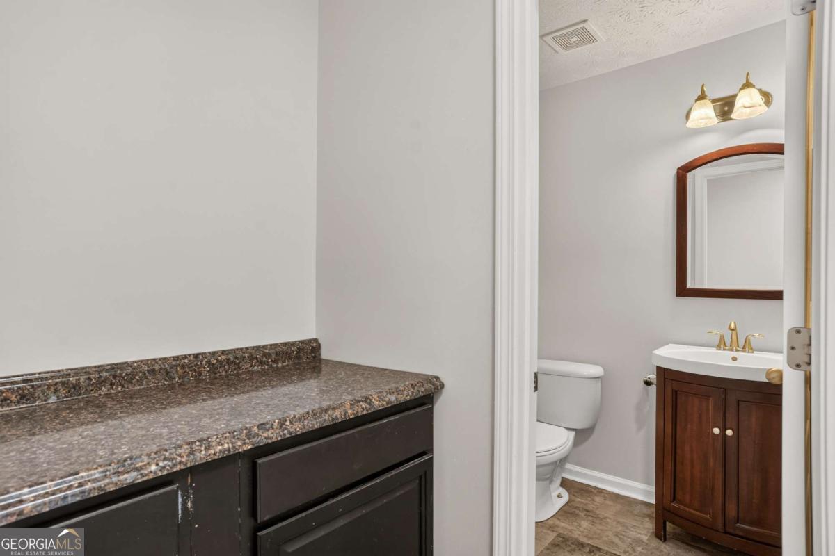 403 Avant Road Nw Property Photo 26