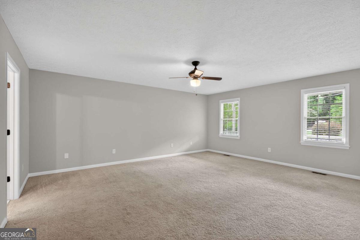 3301 Connie Way Property Photo 20