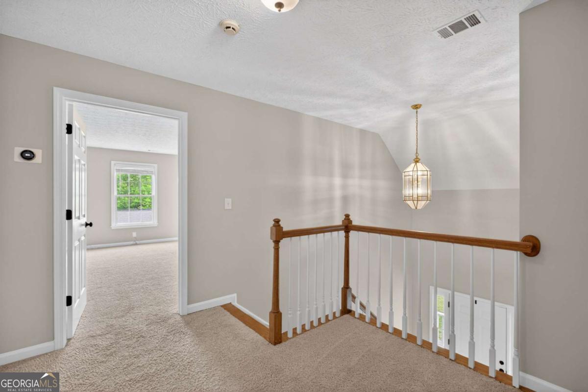 3301 Connie Way Property Photo 27