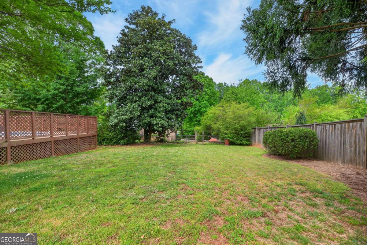 3301 Connie Way Property Photo 48