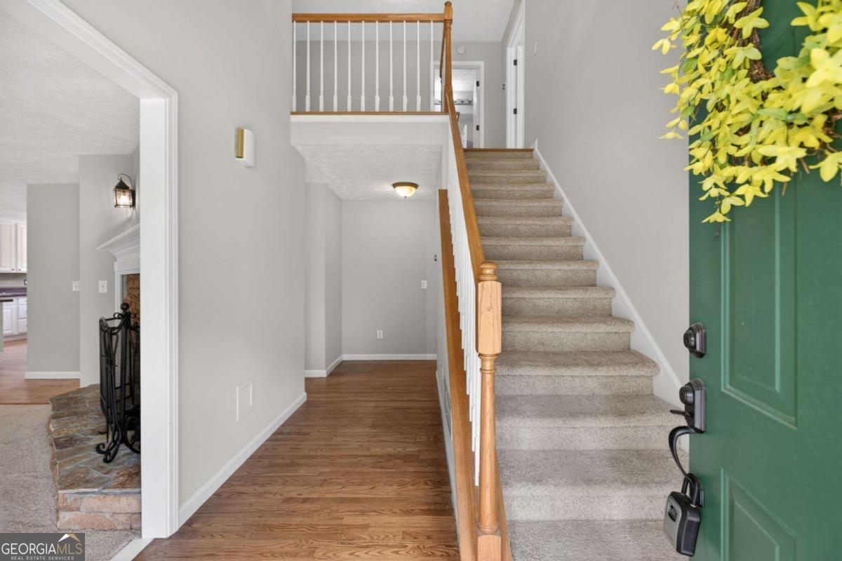 3301 Connie Way Property Photo 55