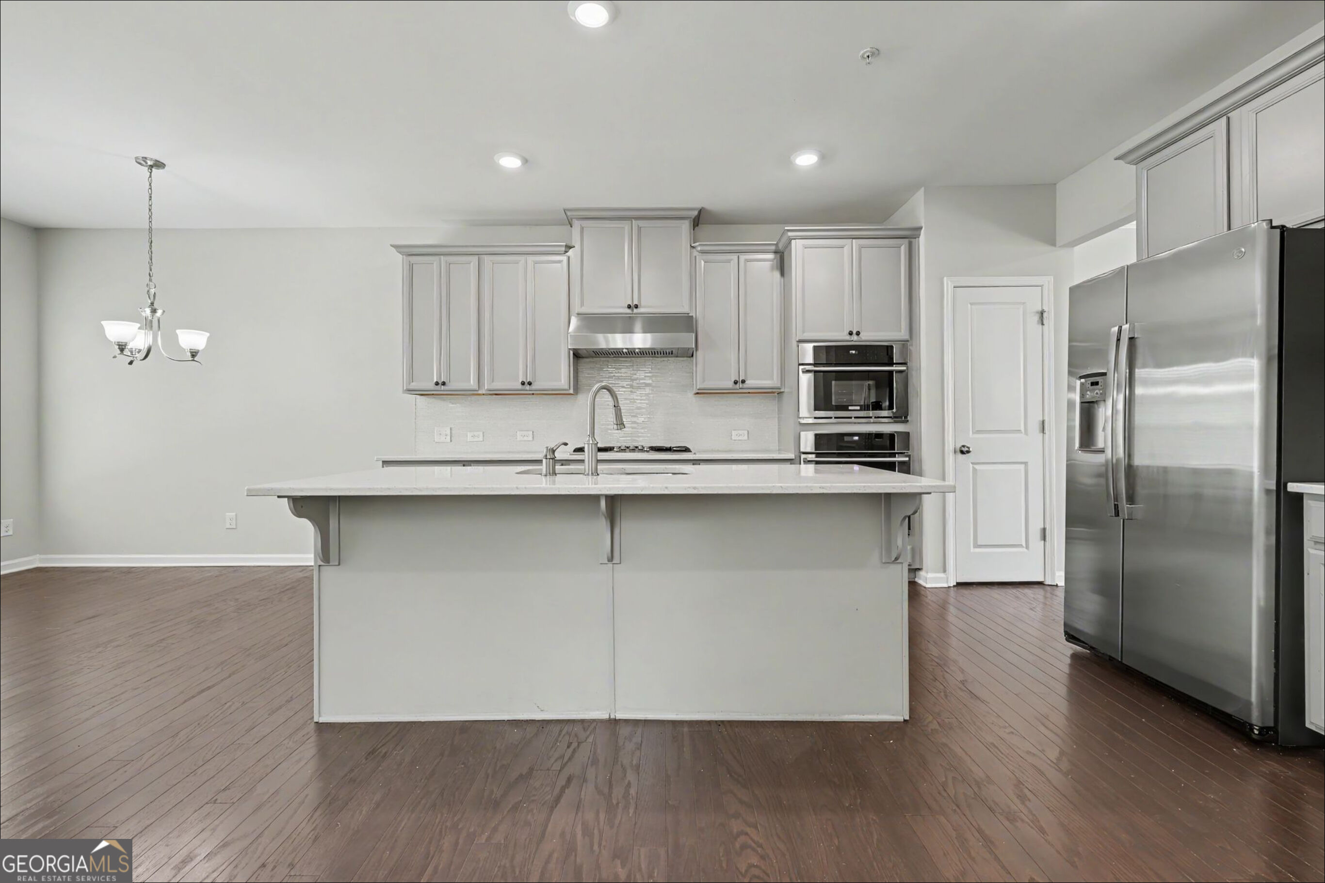 385 Provenance Drive Property Photo 5