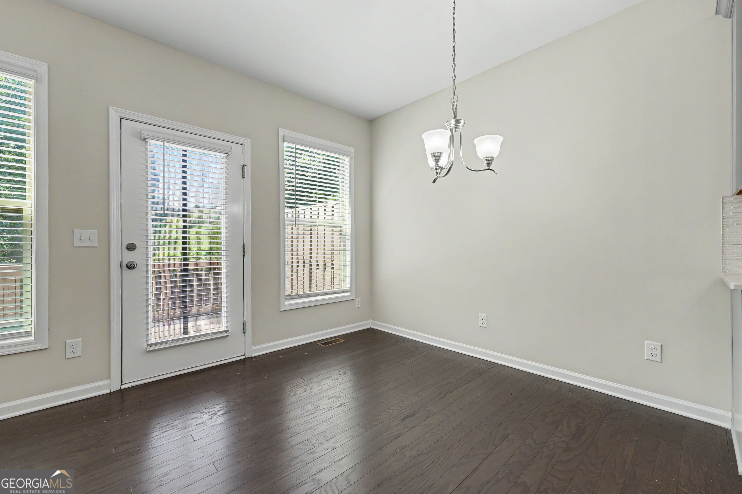385 Provenance Drive Property Photo 10