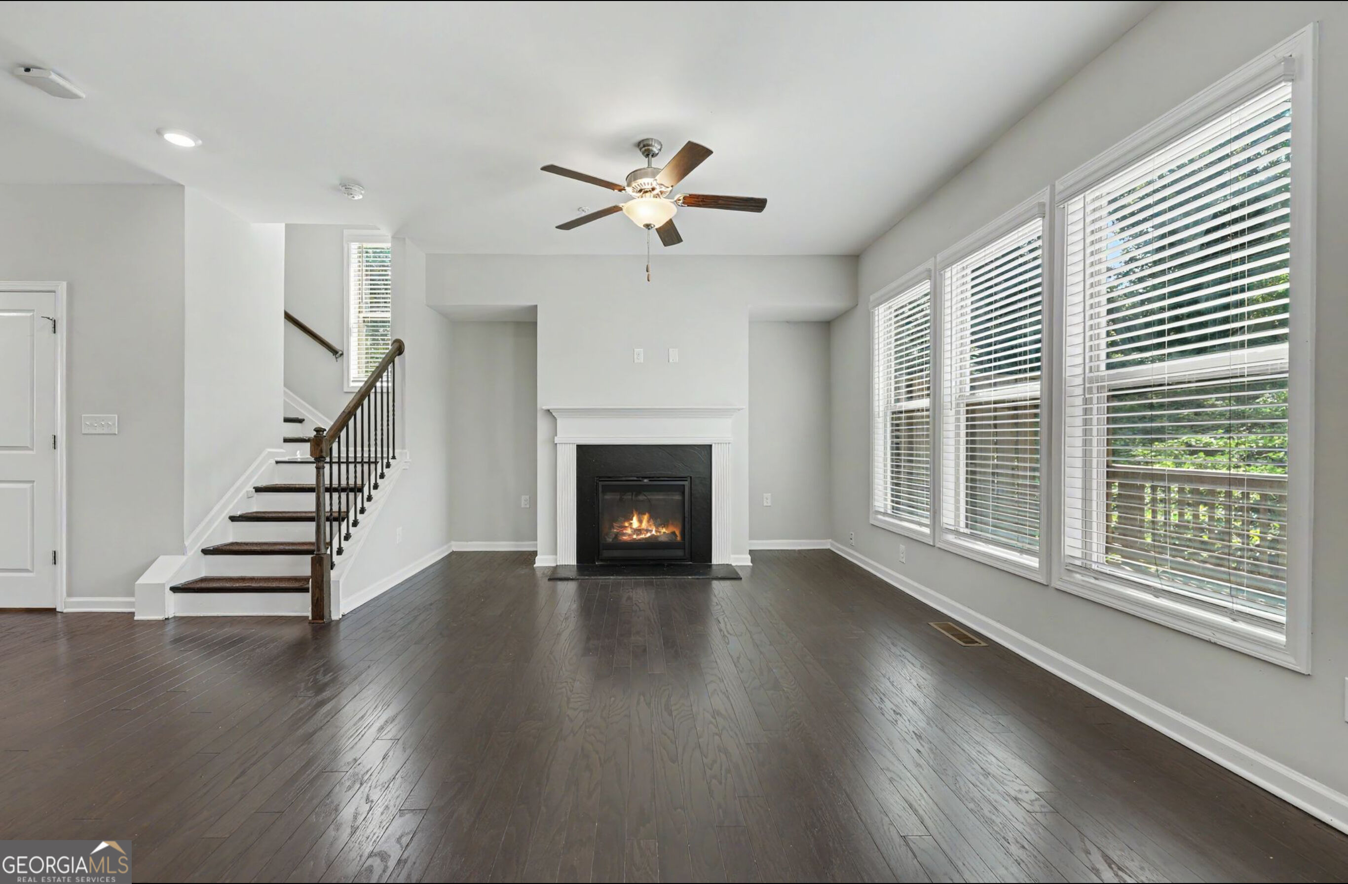 385 Provenance Drive Property Photo 12