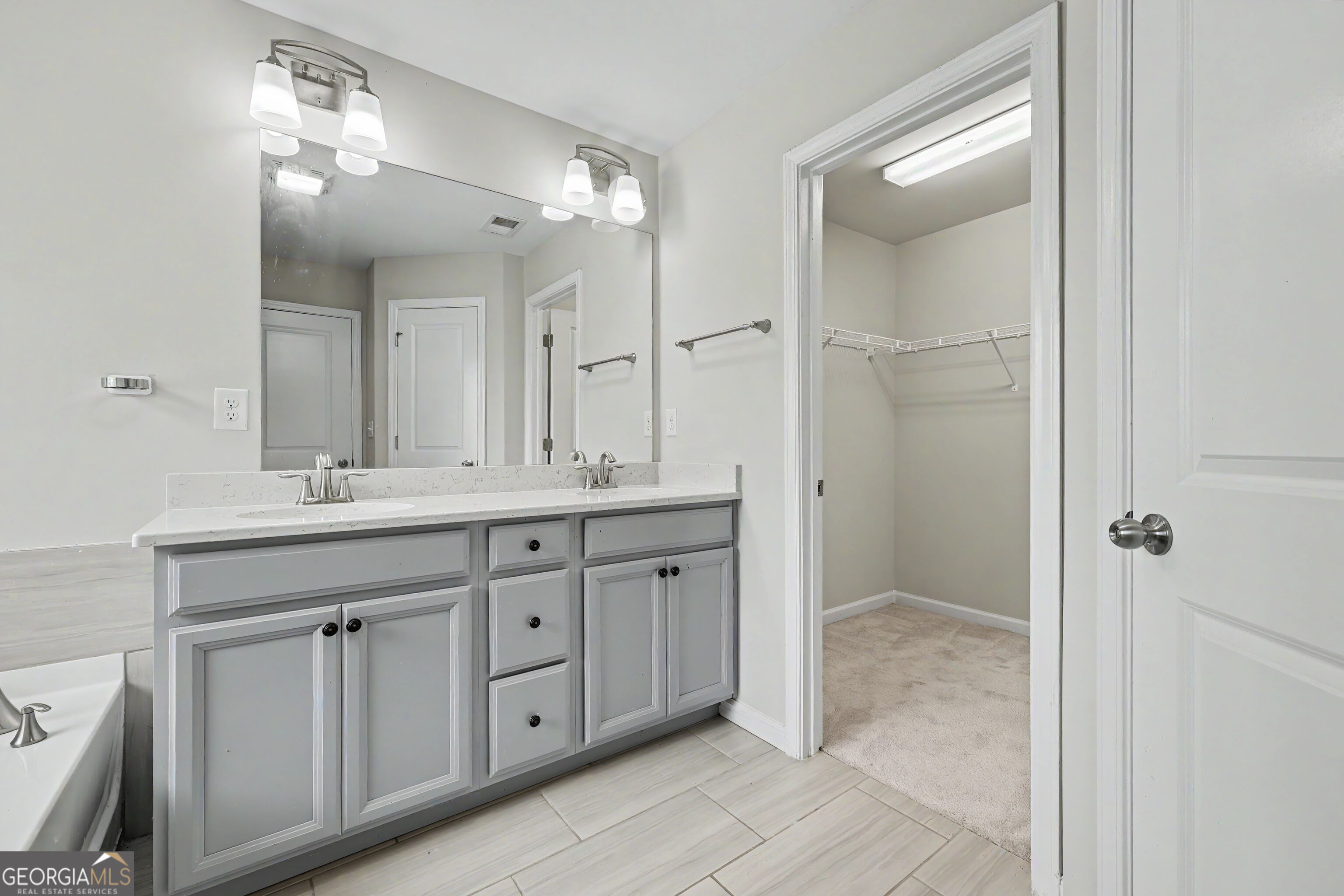 385 Provenance Drive Property Photo 23