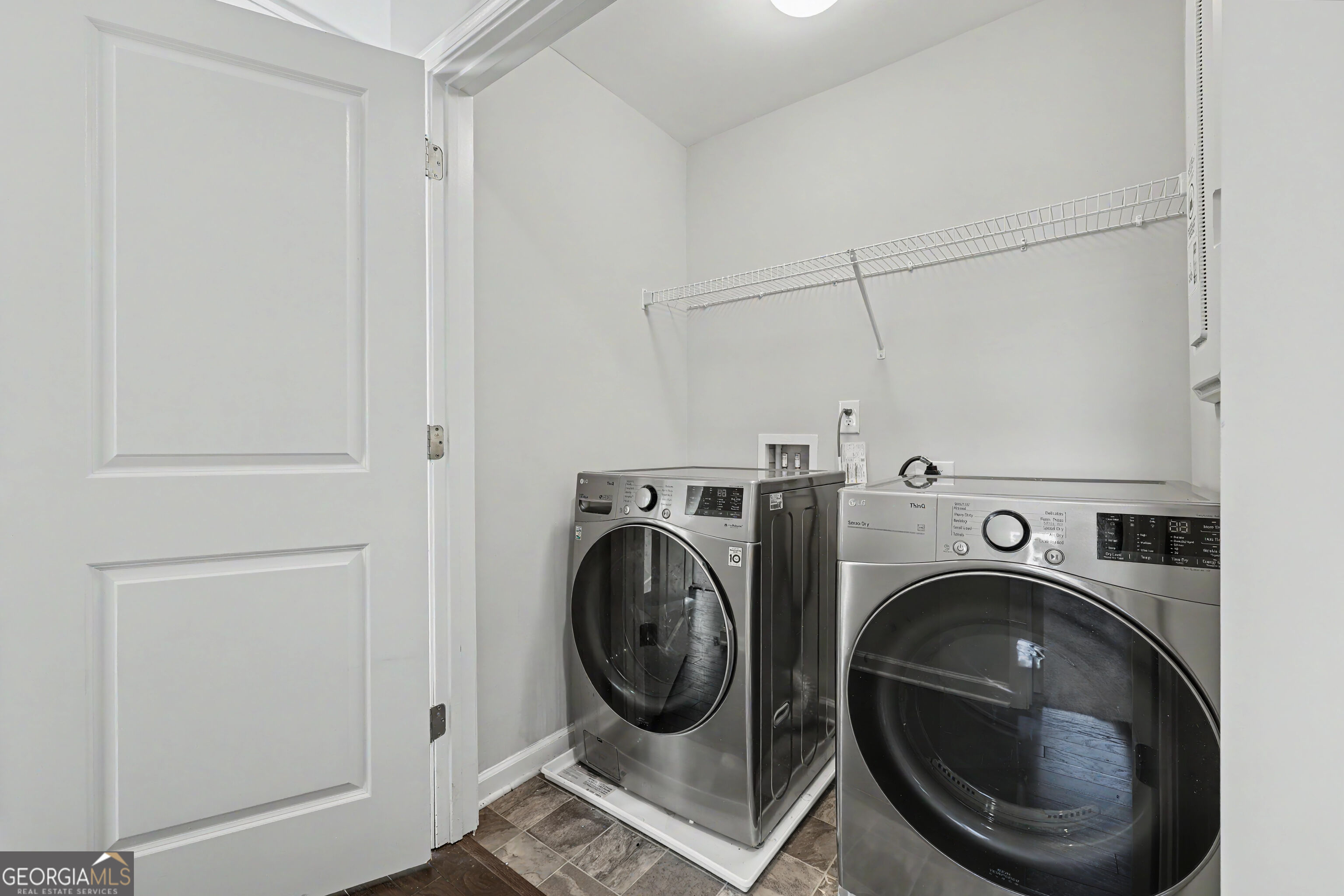 385 Provenance Drive Property Photo 28