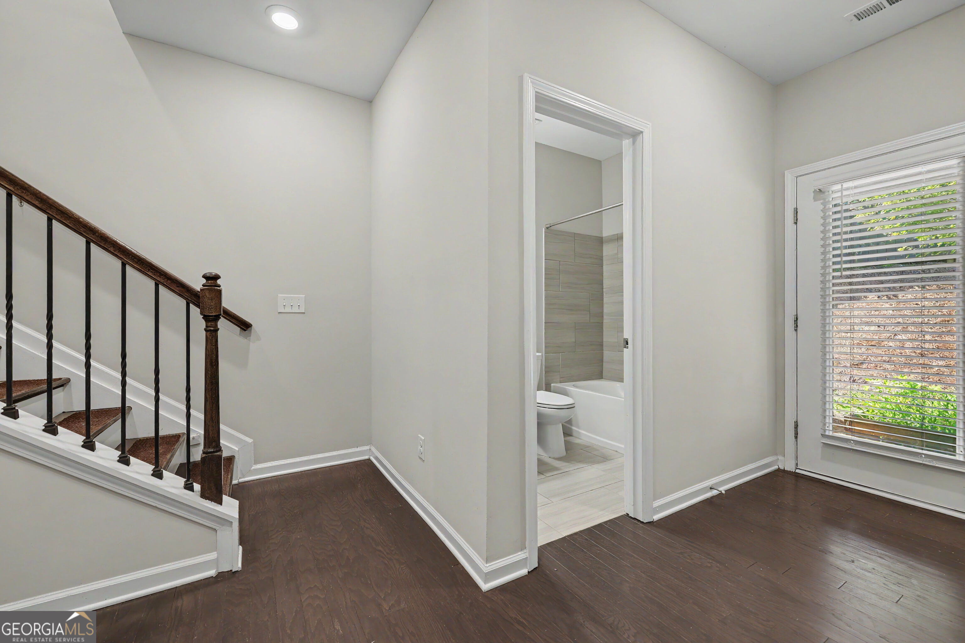 385 Provenance Drive Property Photo 29