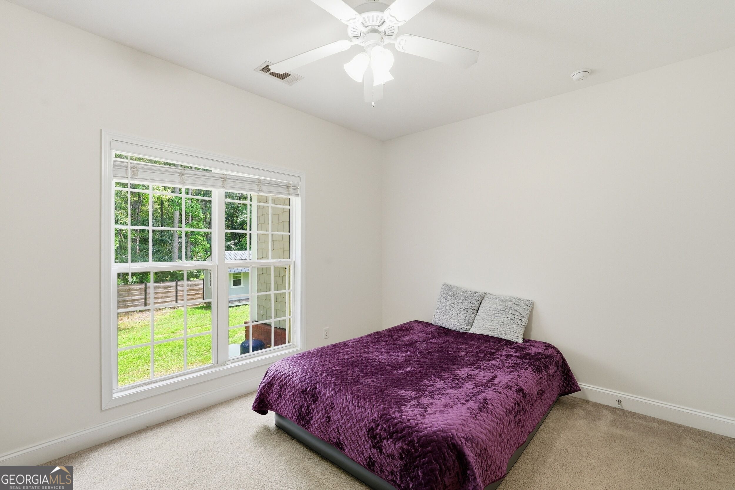 1201 E Hampton Drive Property Photo 18