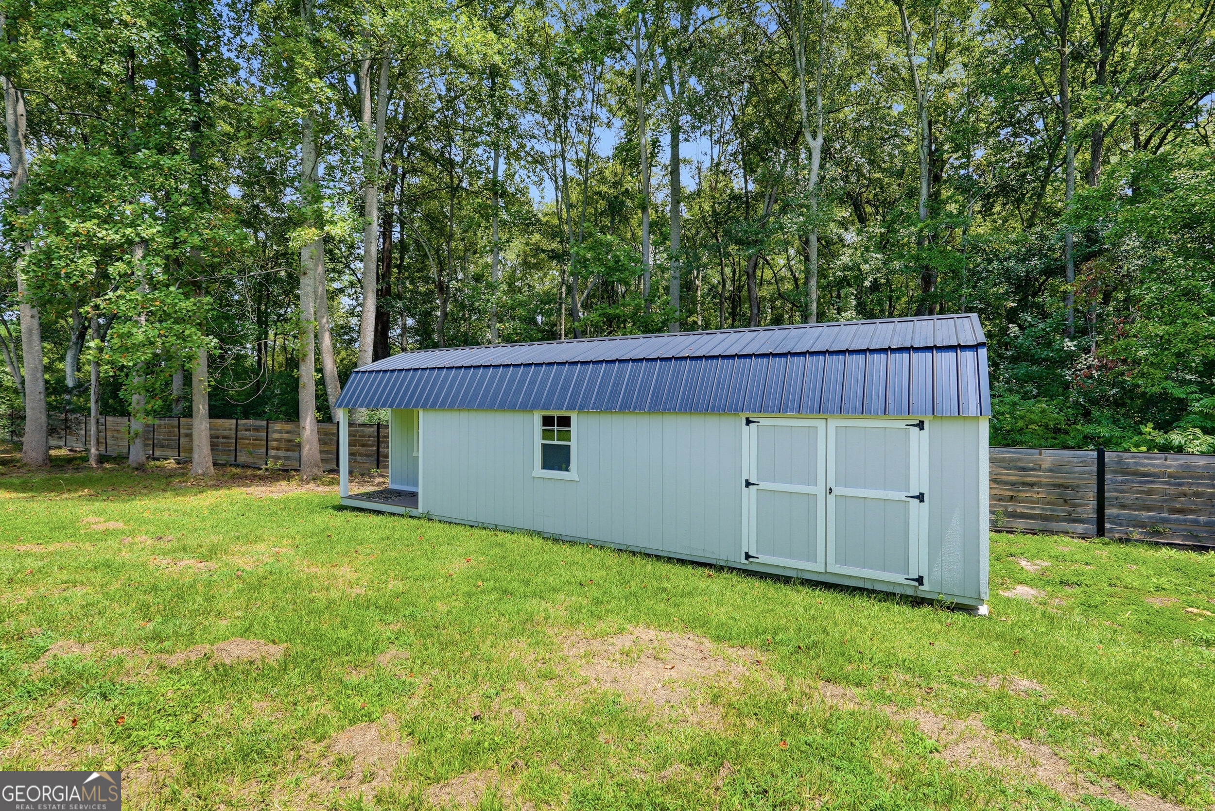 1201 E Hampton Drive Property Photo 31