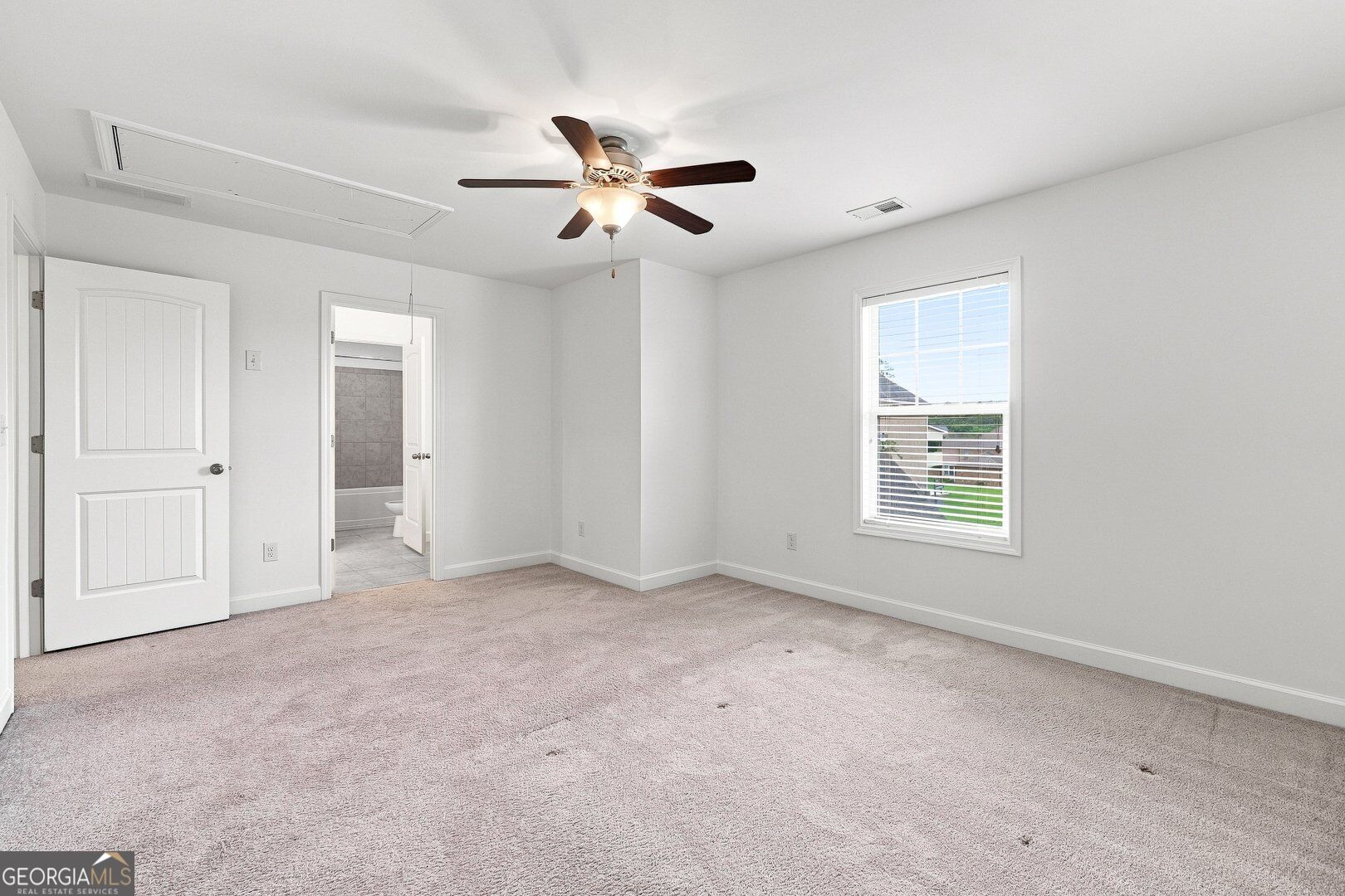 810 Grand Reserve Drive Property Photo 25