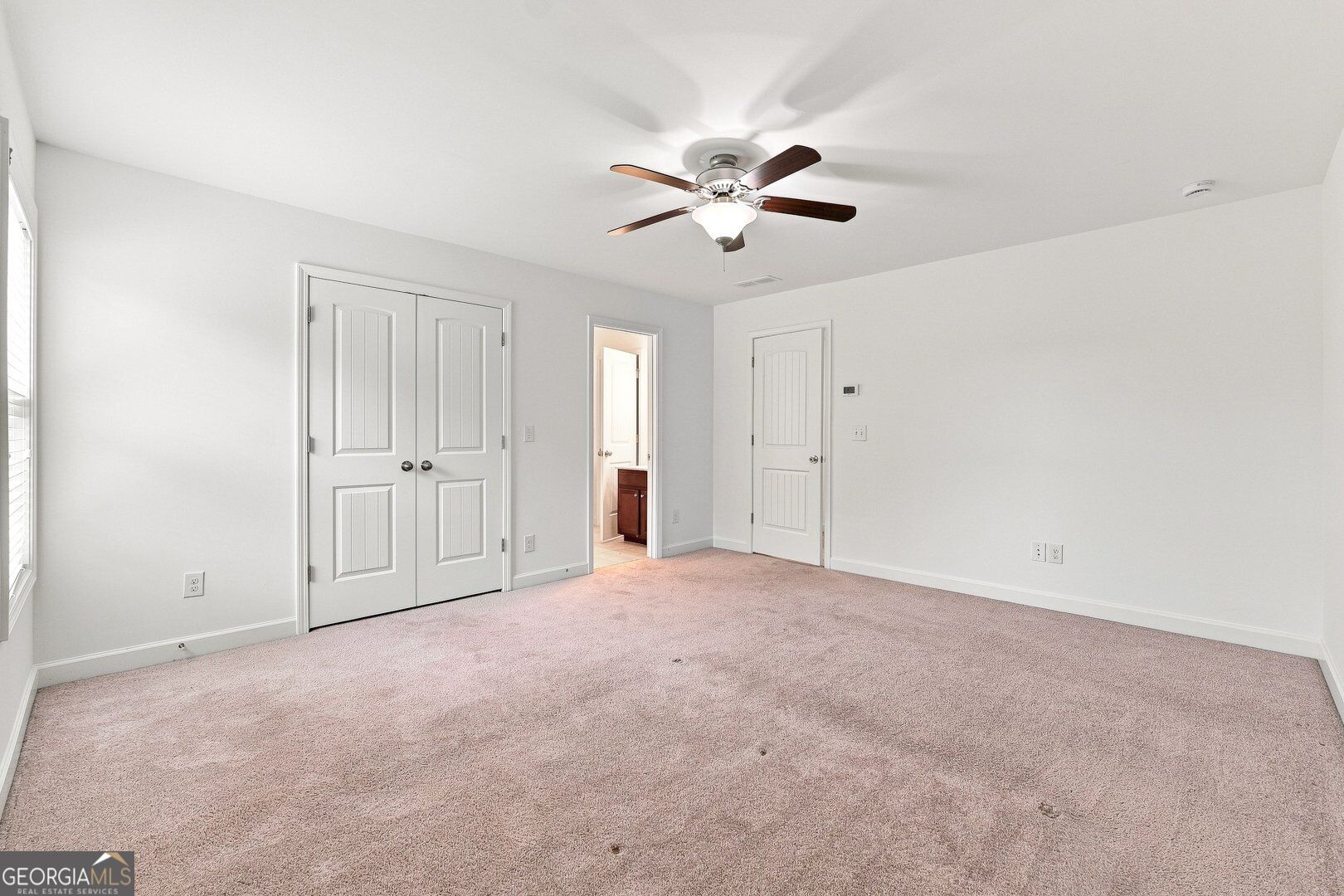 810 Grand Reserve Drive Property Photo 27