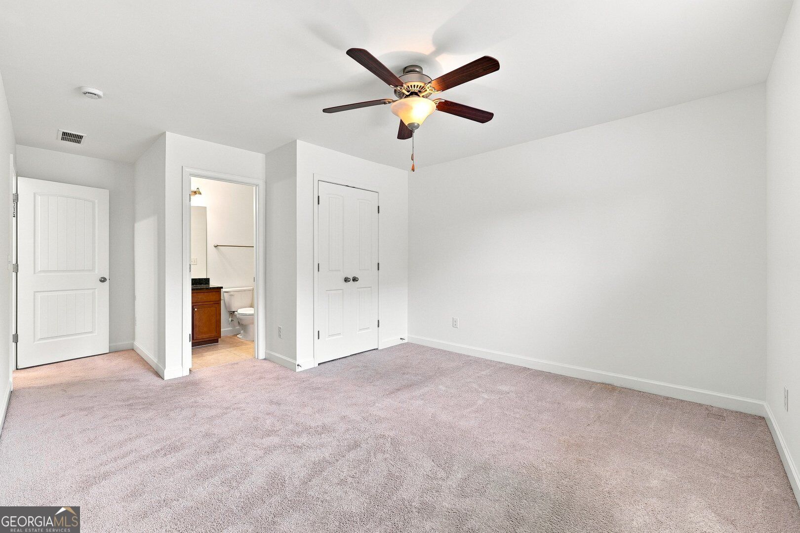 810 Grand Reserve Drive Property Photo 29