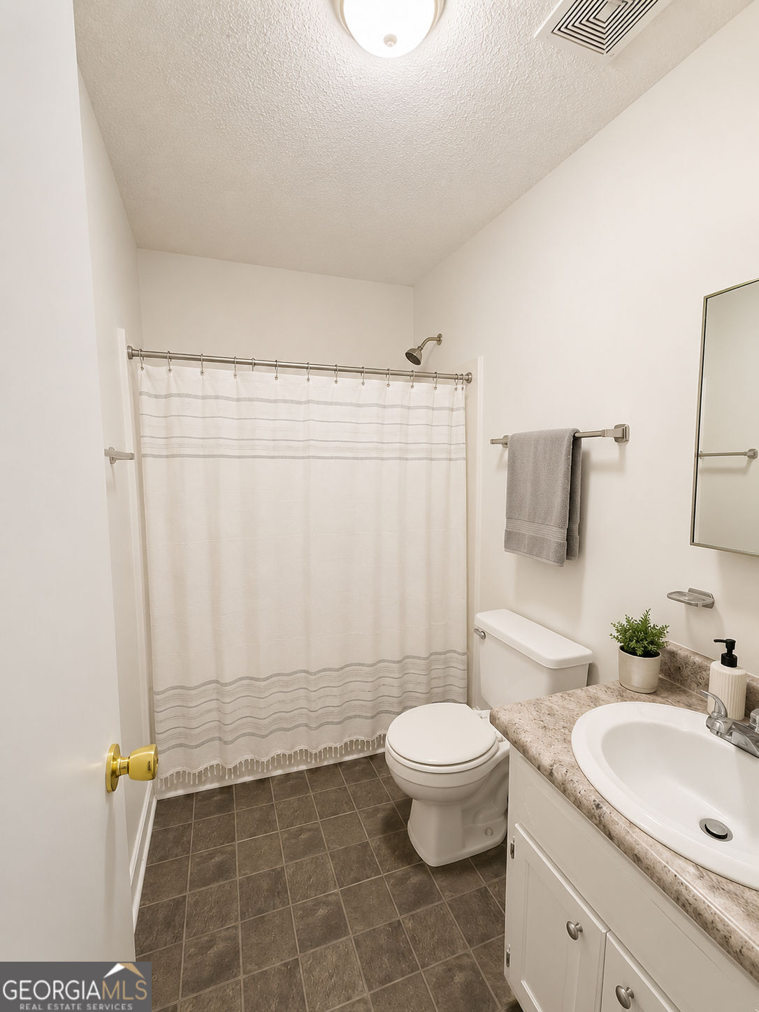 232 Rustwood Drive Property Photo 4