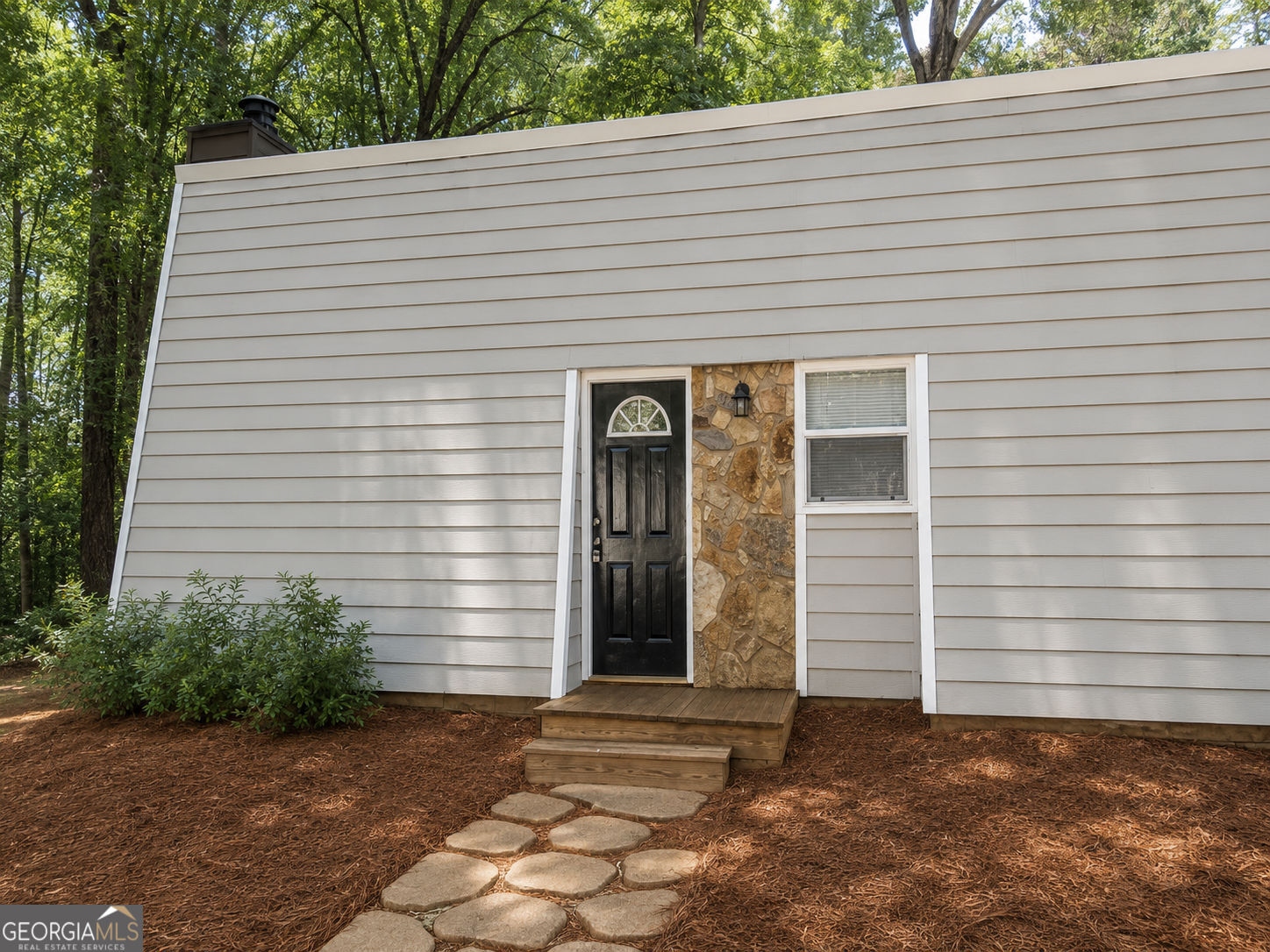232 Rustwood Drive Property Photo 6