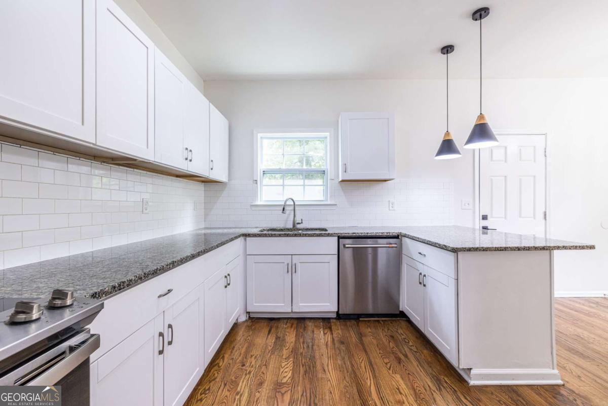 1146 Ira Street Sw Property Photo 6