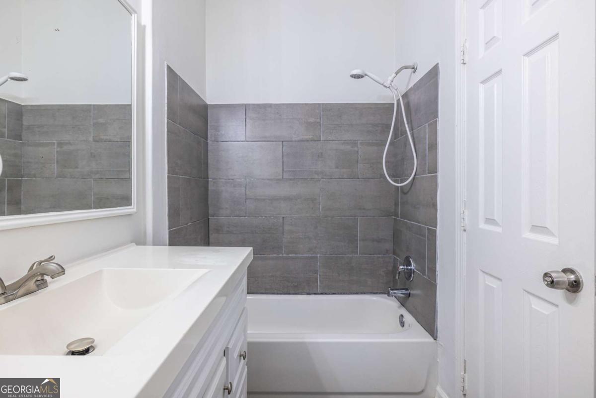 1146 Ira Street Sw Property Photo 14