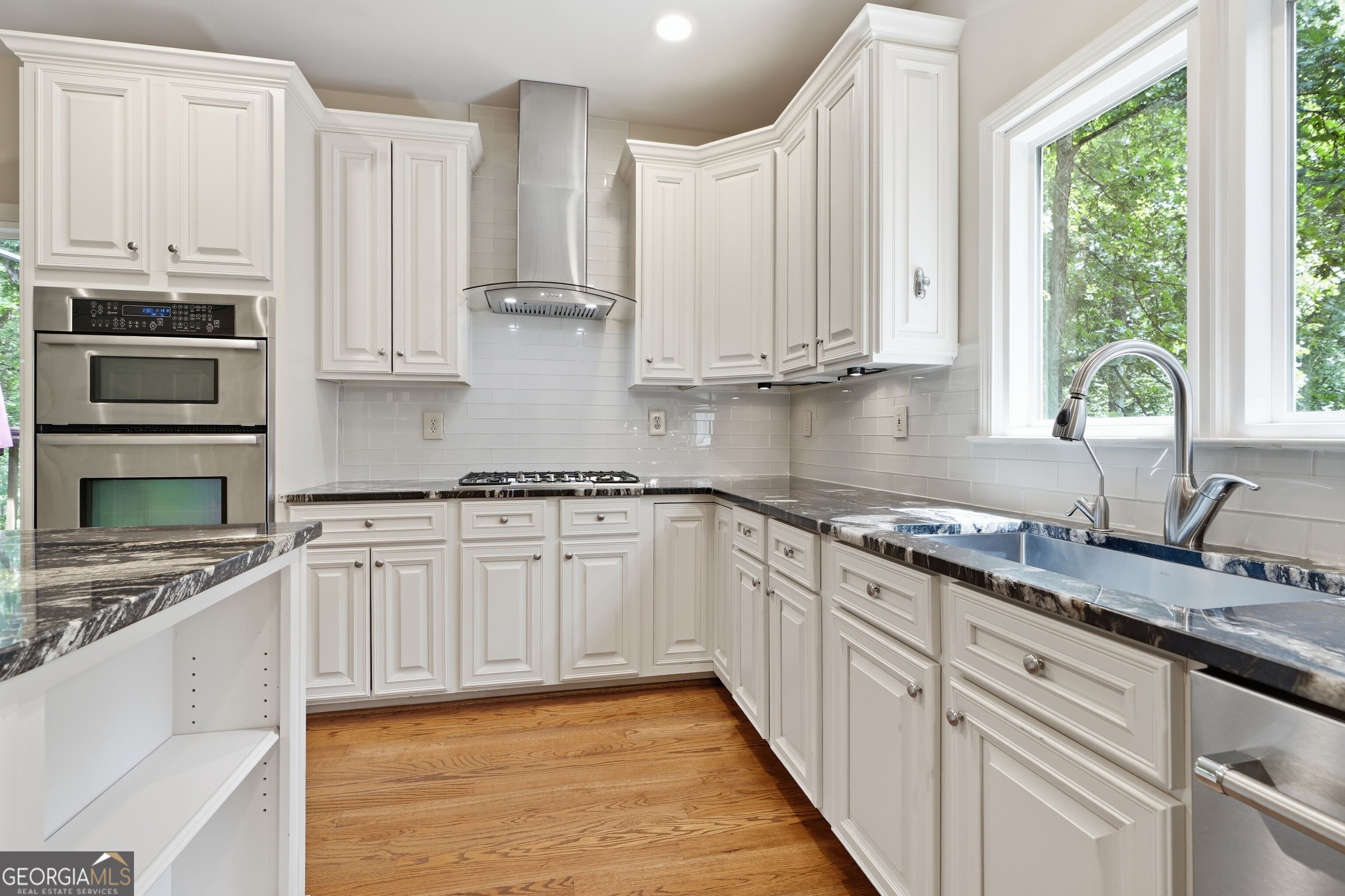110 Bitternut Circle Property Photo 14