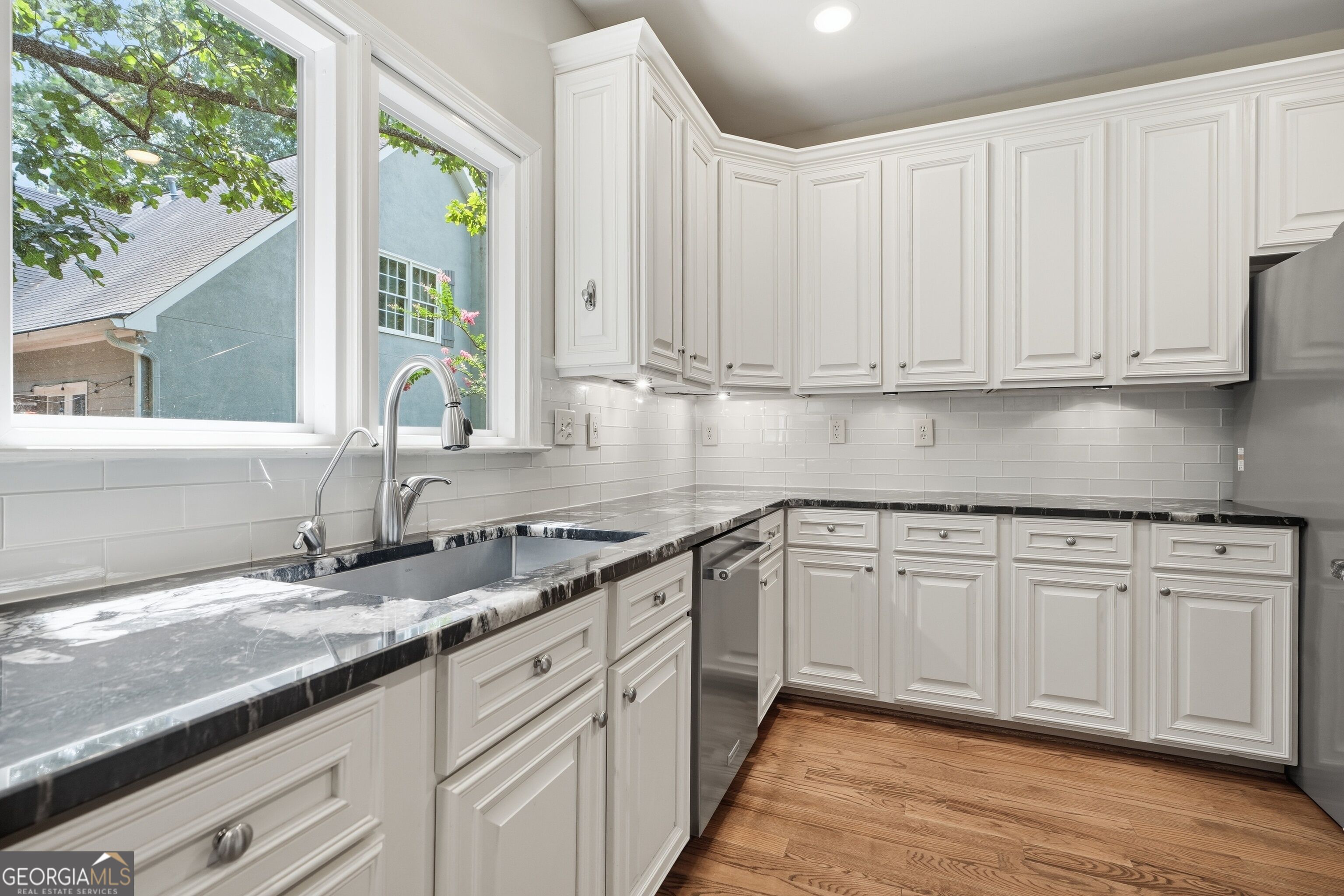 110 Bitternut Circle Property Photo 15