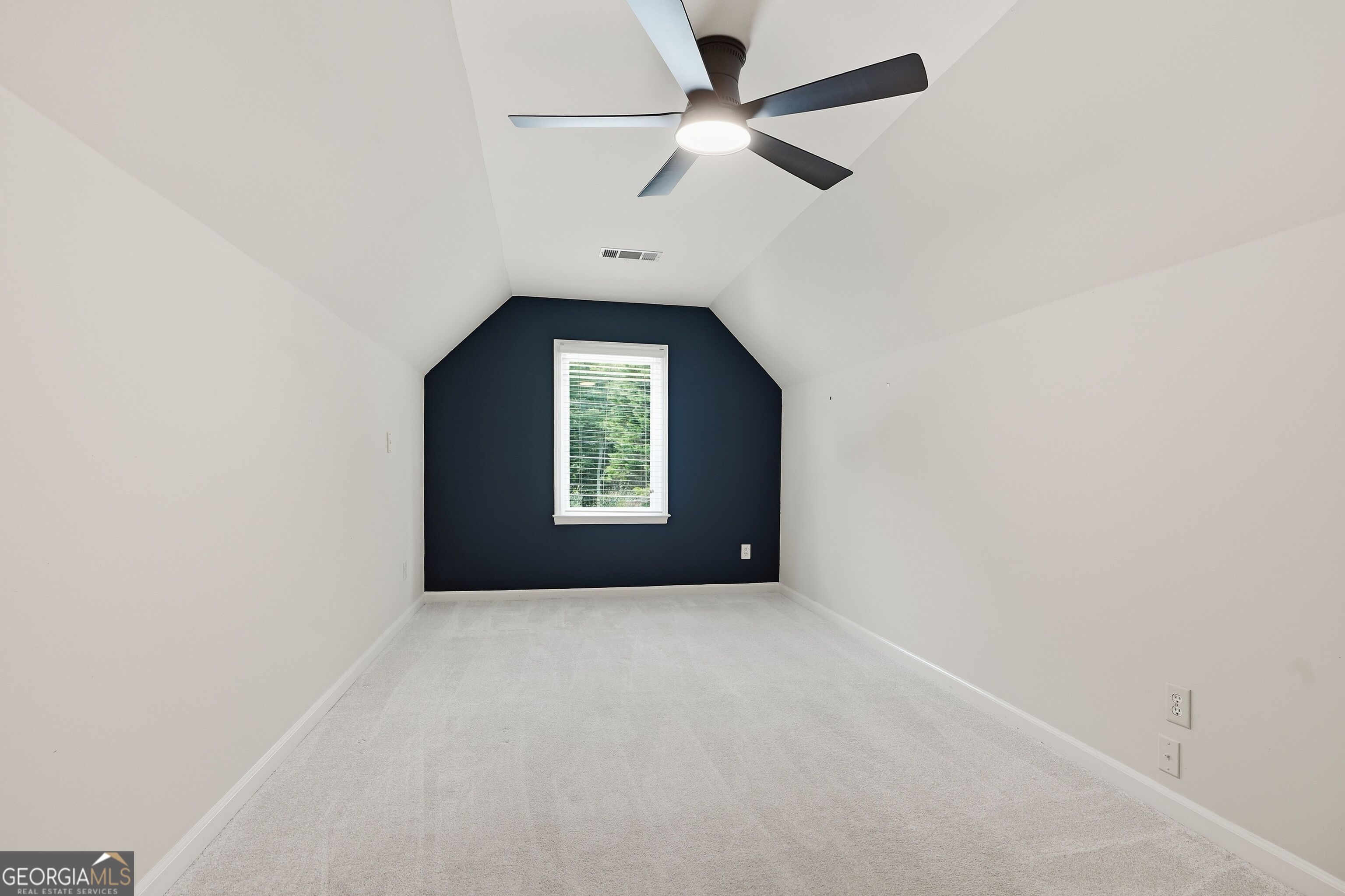 110 Bitternut Circle Property Photo 28