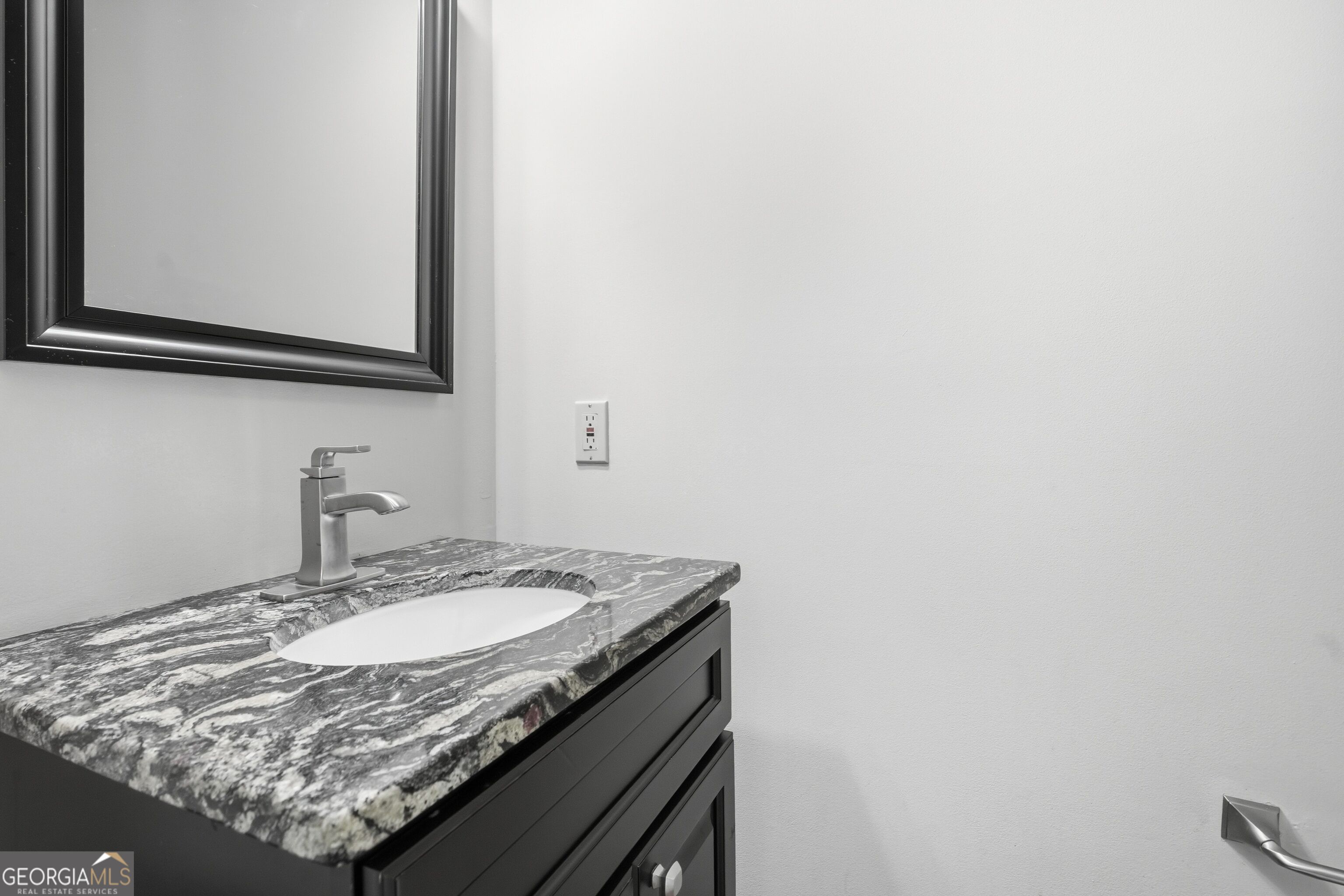 110 Bitternut Circle Property Photo 35
