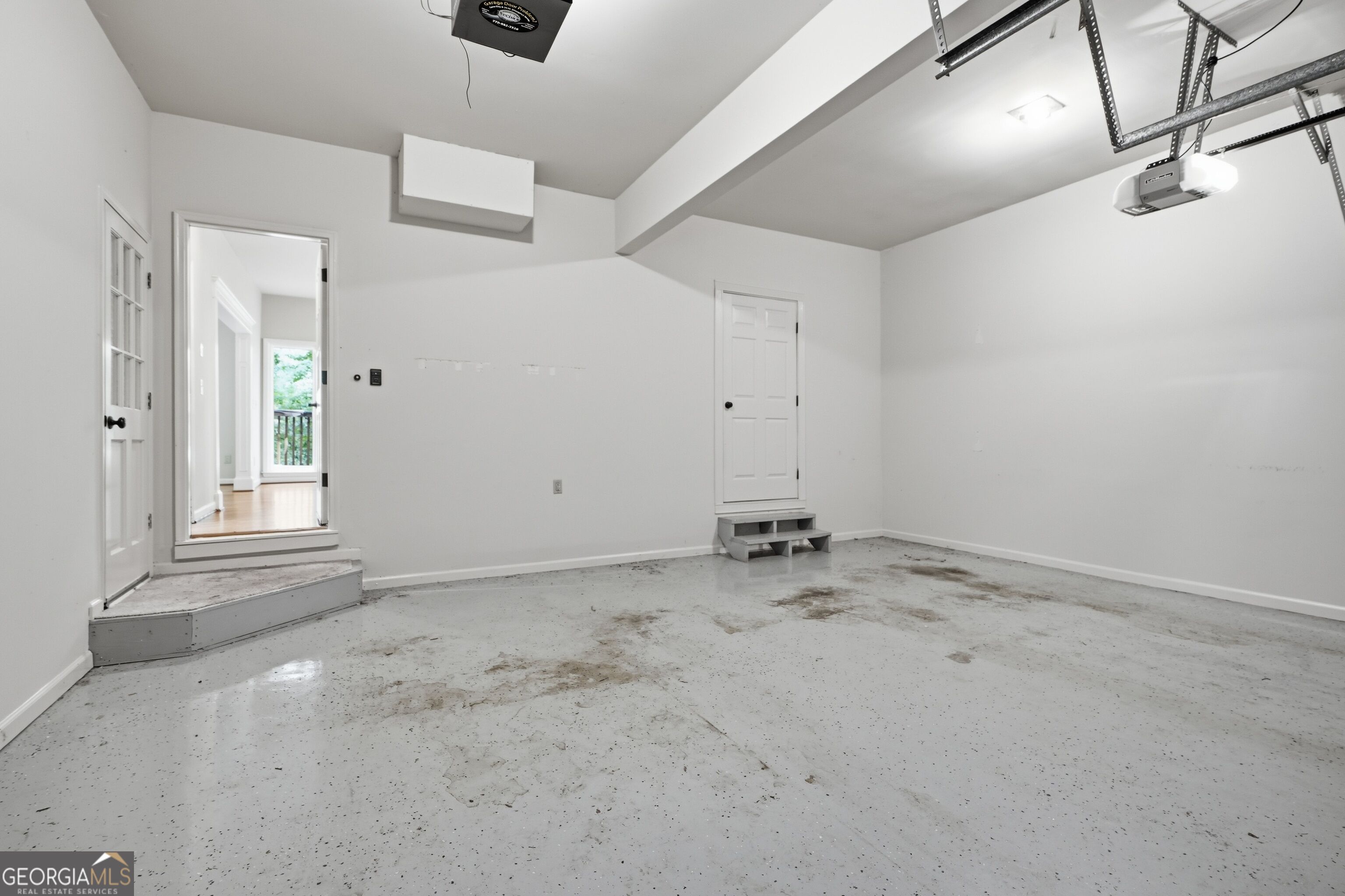 110 Bitternut Circle Property Photo 44