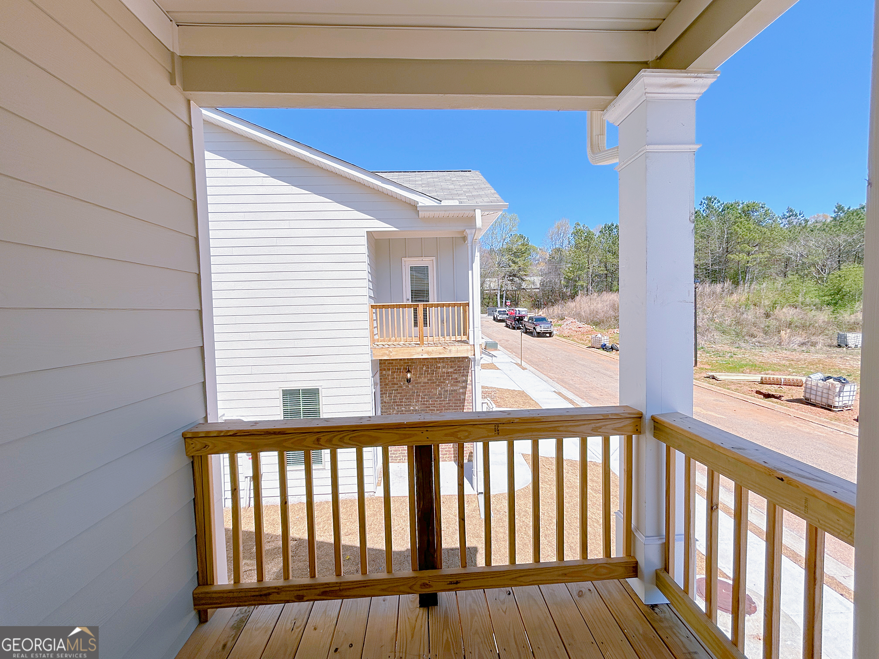 2586 Mills Commons Drive Property Photo 15
