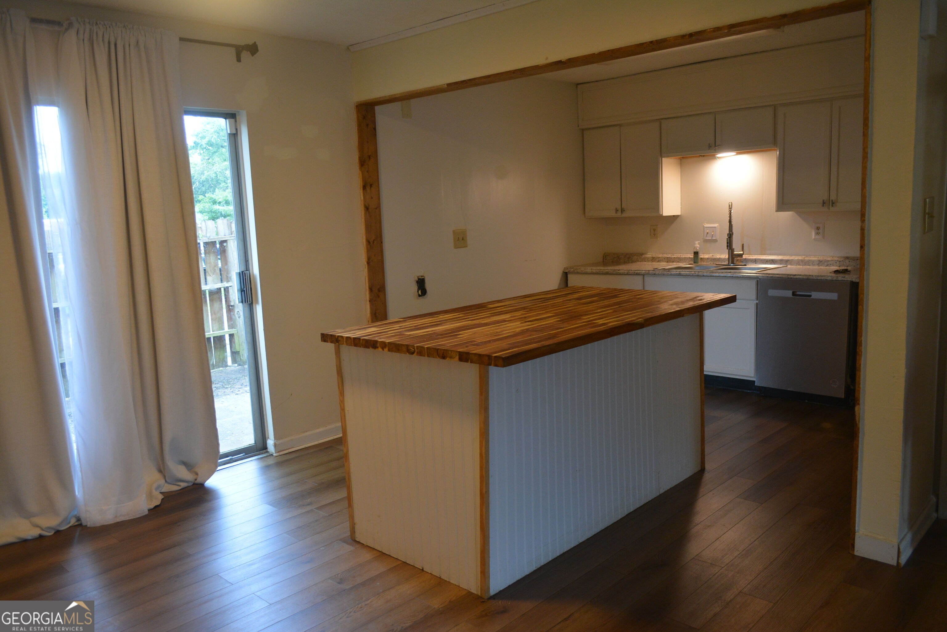 4701 Flat Shoals Road Unit C Property Photo 7