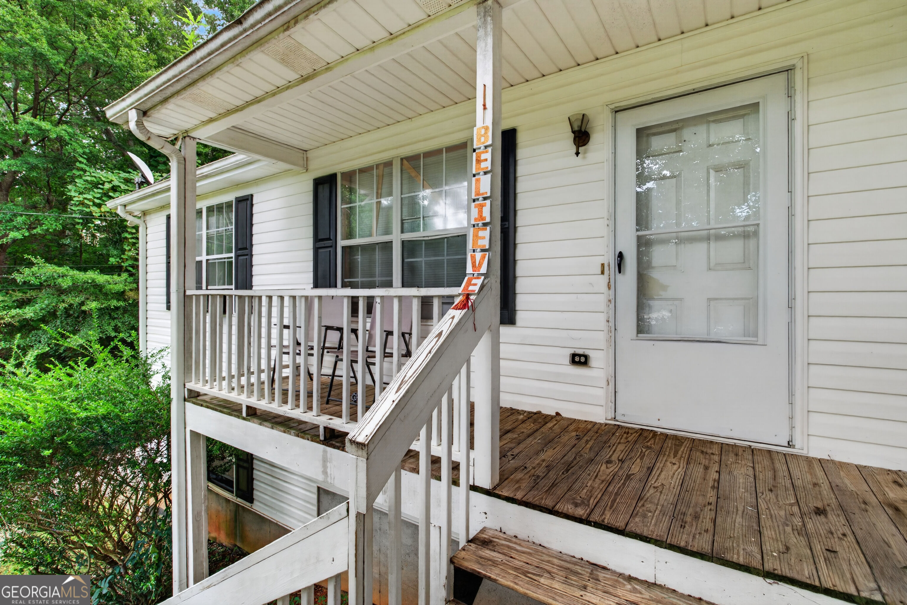 579 Edna Street Property Photo 15
