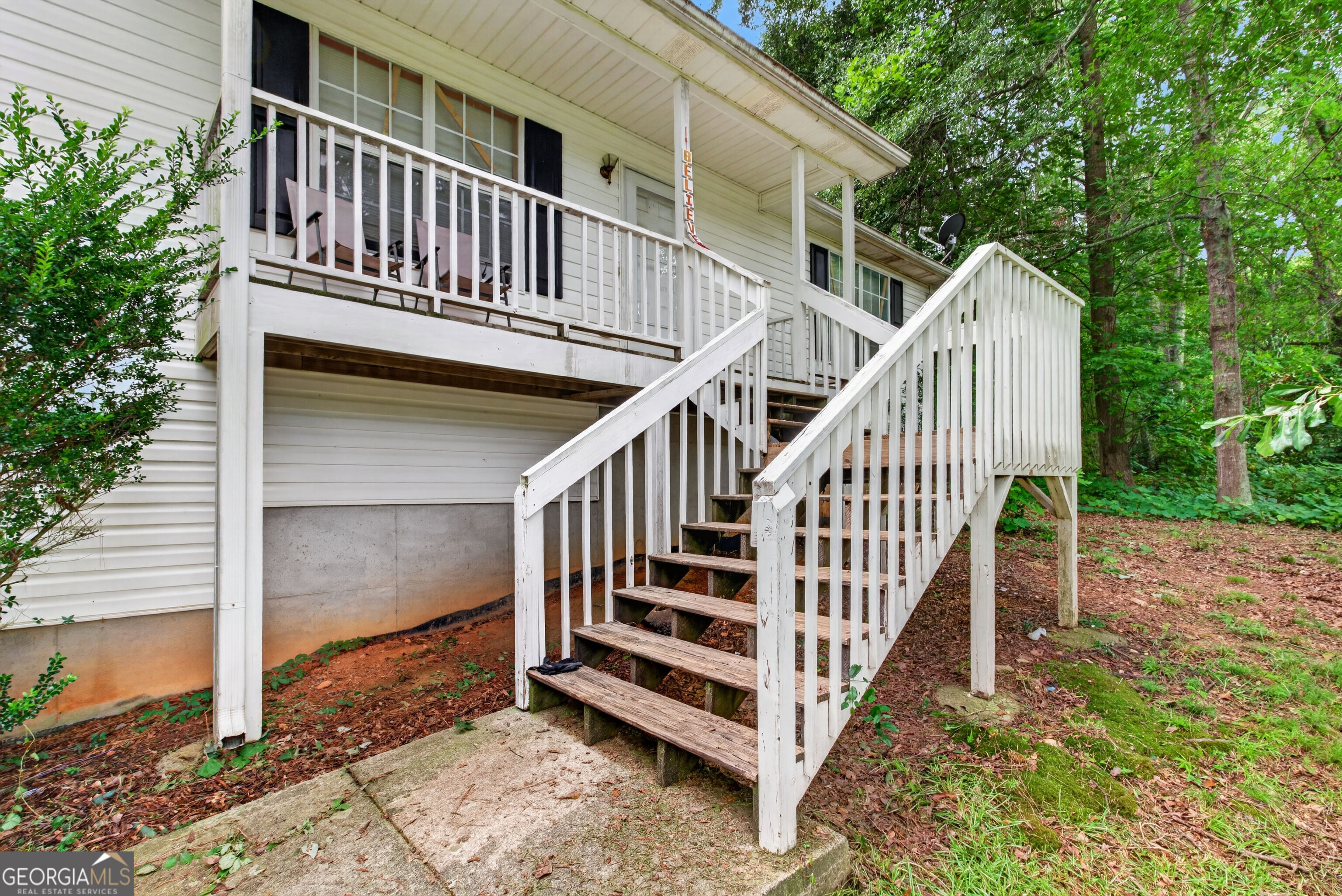 579 Edna Street Property Photo 16