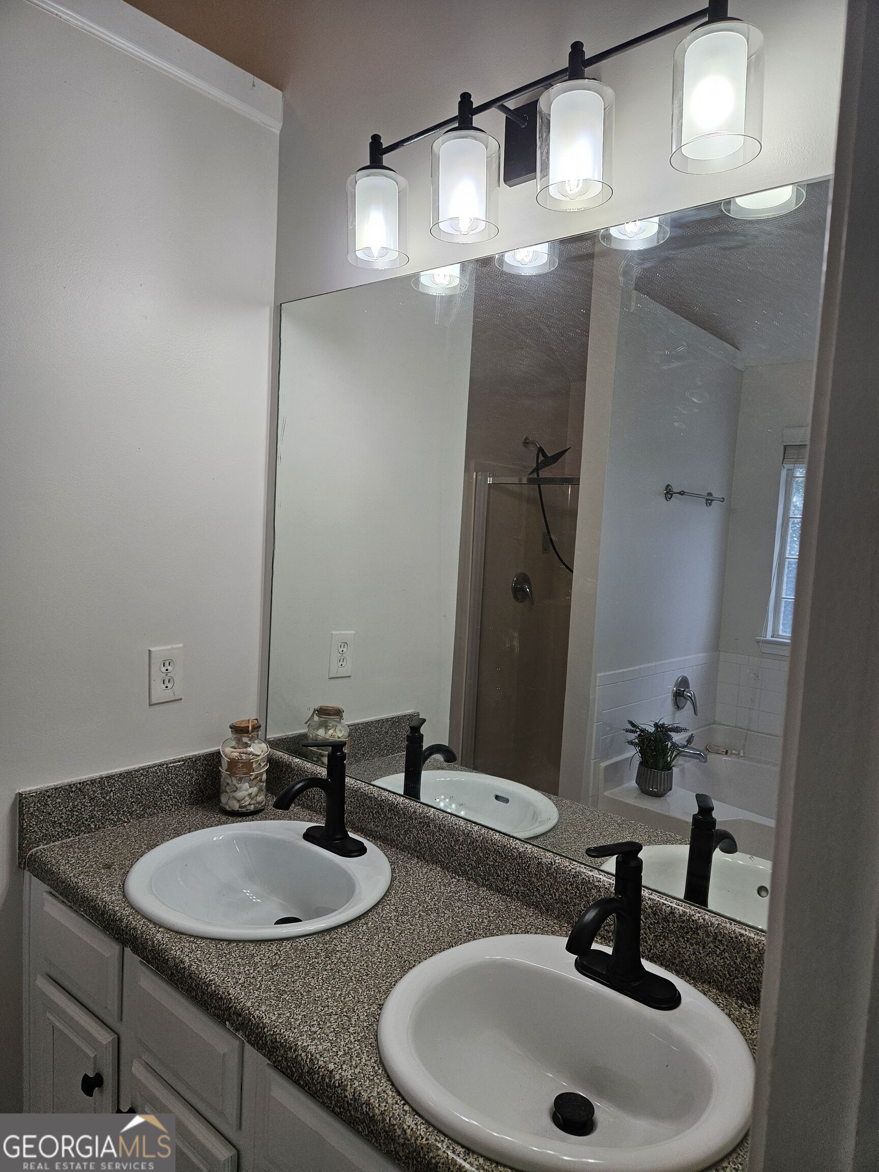 4230 Winston Circle Property Photo 8