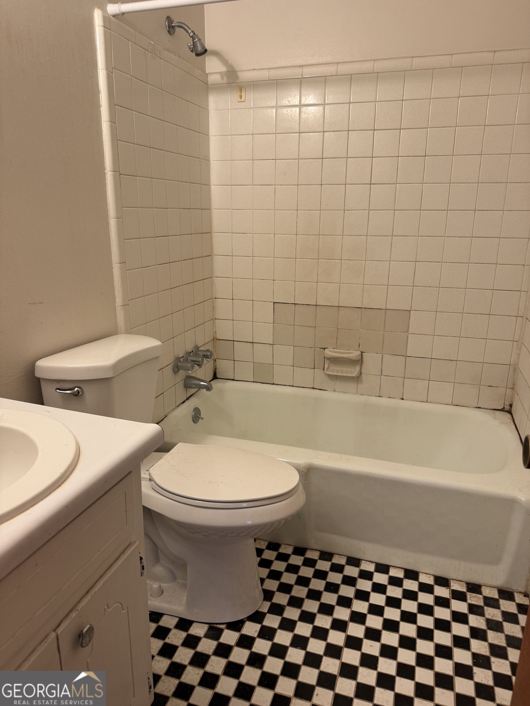 6988 Fielder Road Property Photo 8