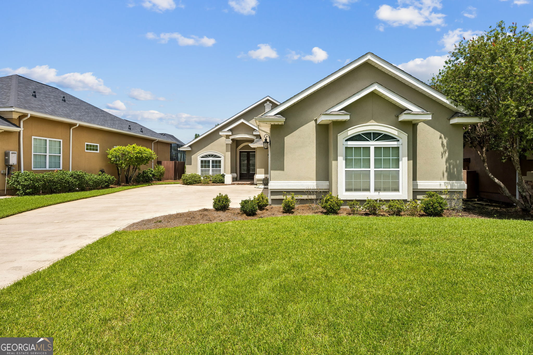 1610 Sandpiper Court Property Photo 2