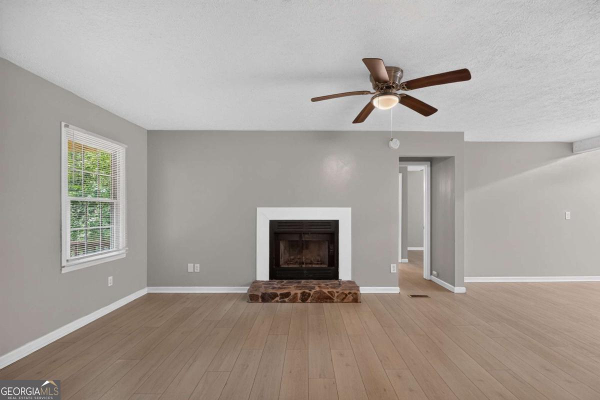 4363 Post Road Property Photo 10
