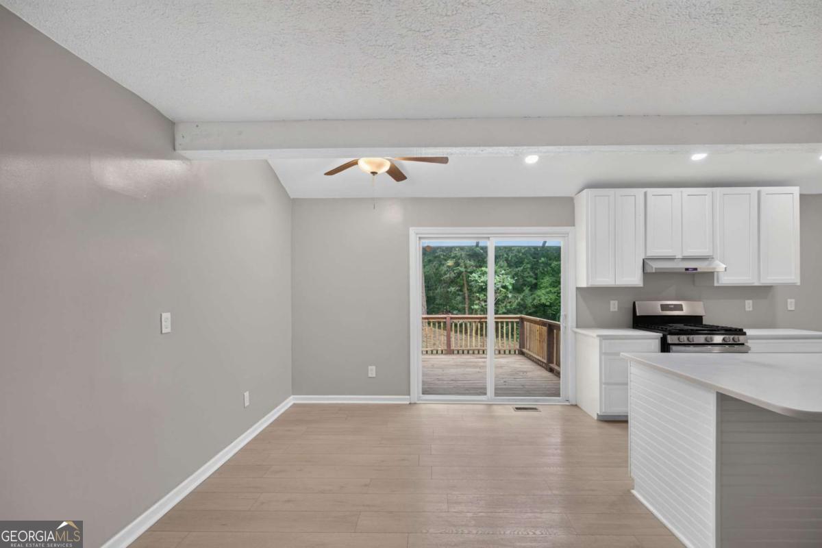 4363 Post Road Property Photo 14