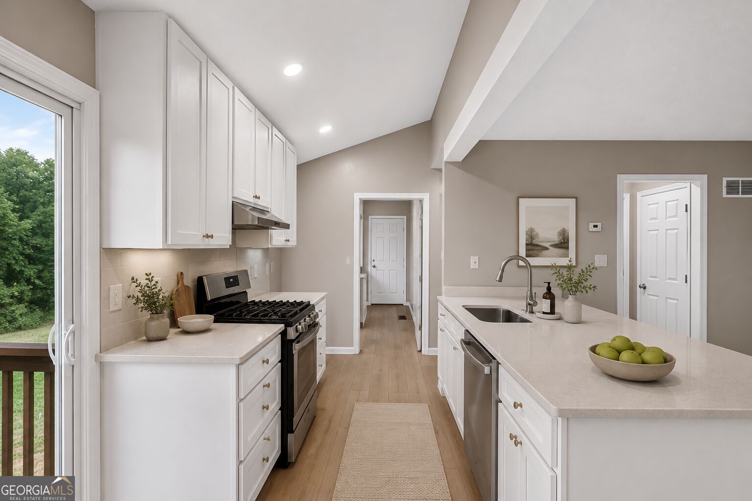 4363 Post Road Property Photo 18