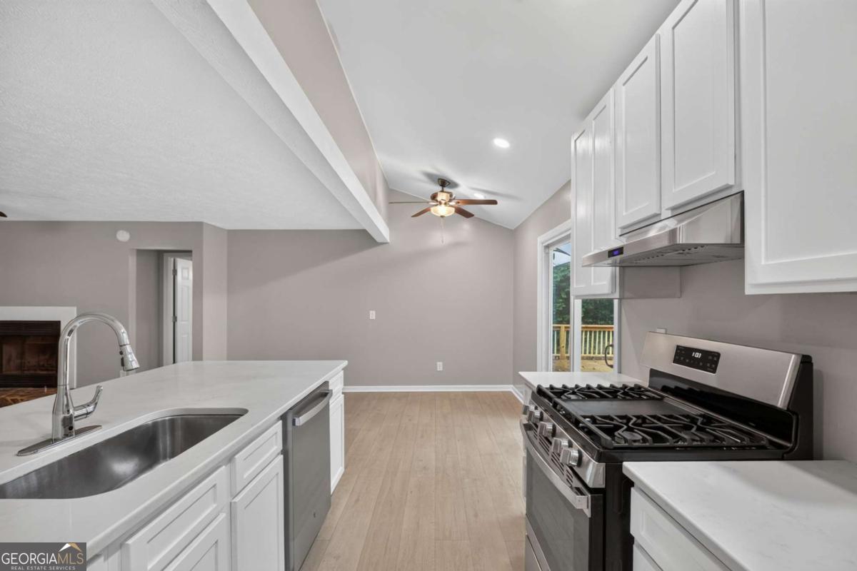 4363 Post Road Property Photo 20