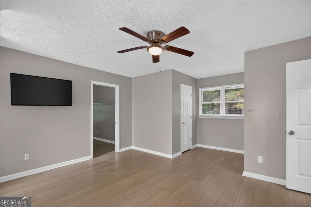 4363 Post Road Property Photo 33
