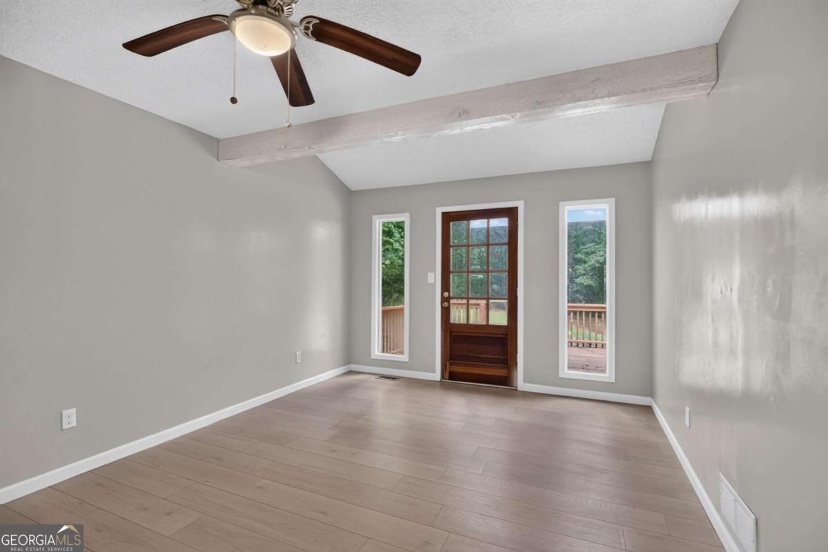 4363 Post Road Property Photo 34