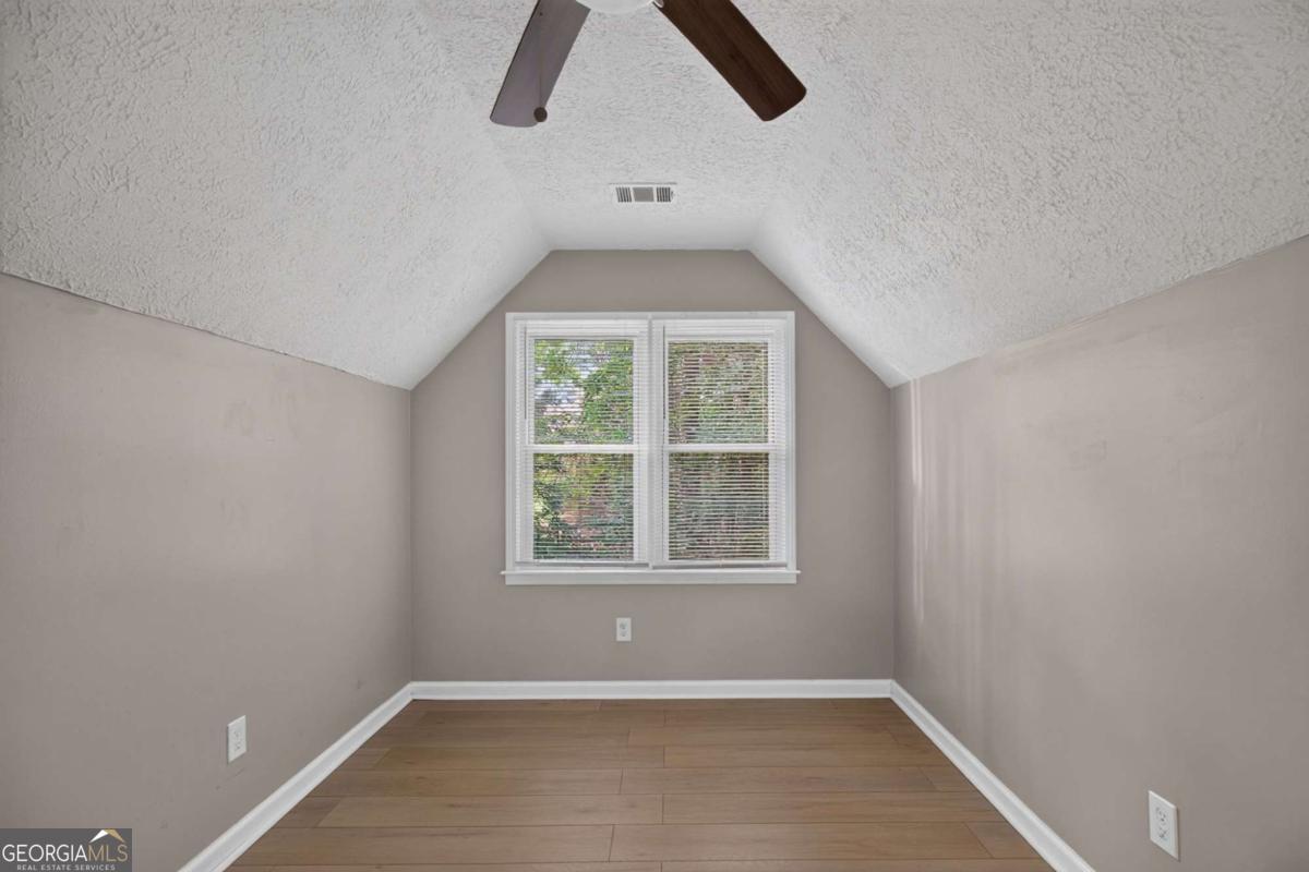 4363 Post Road Property Photo 39