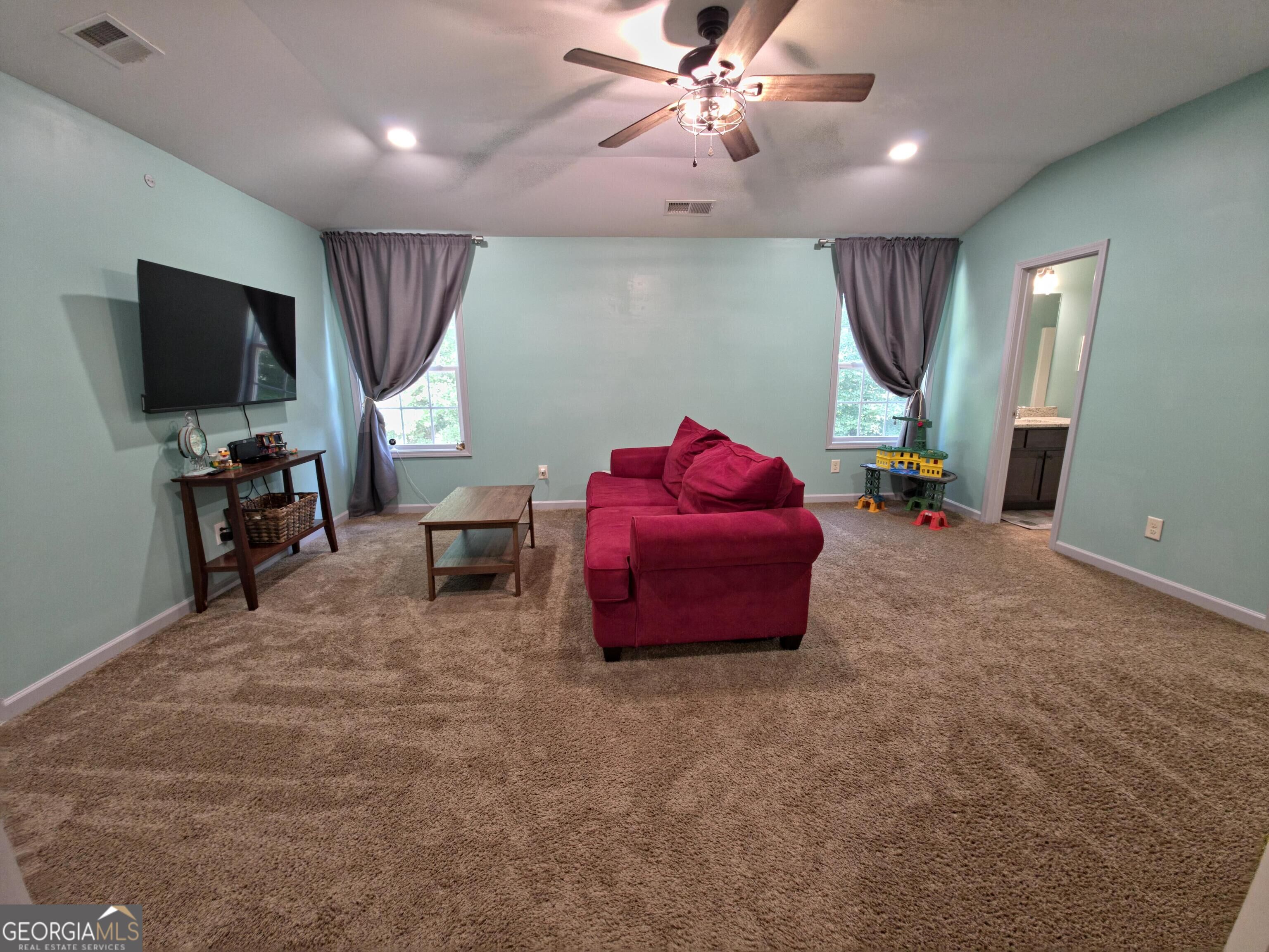 96 Oak Leaf Way Property Photo 36