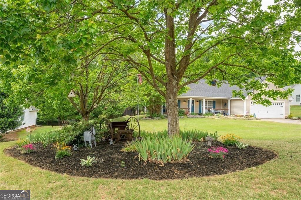 329 Tallassee Lane Property Photo 4