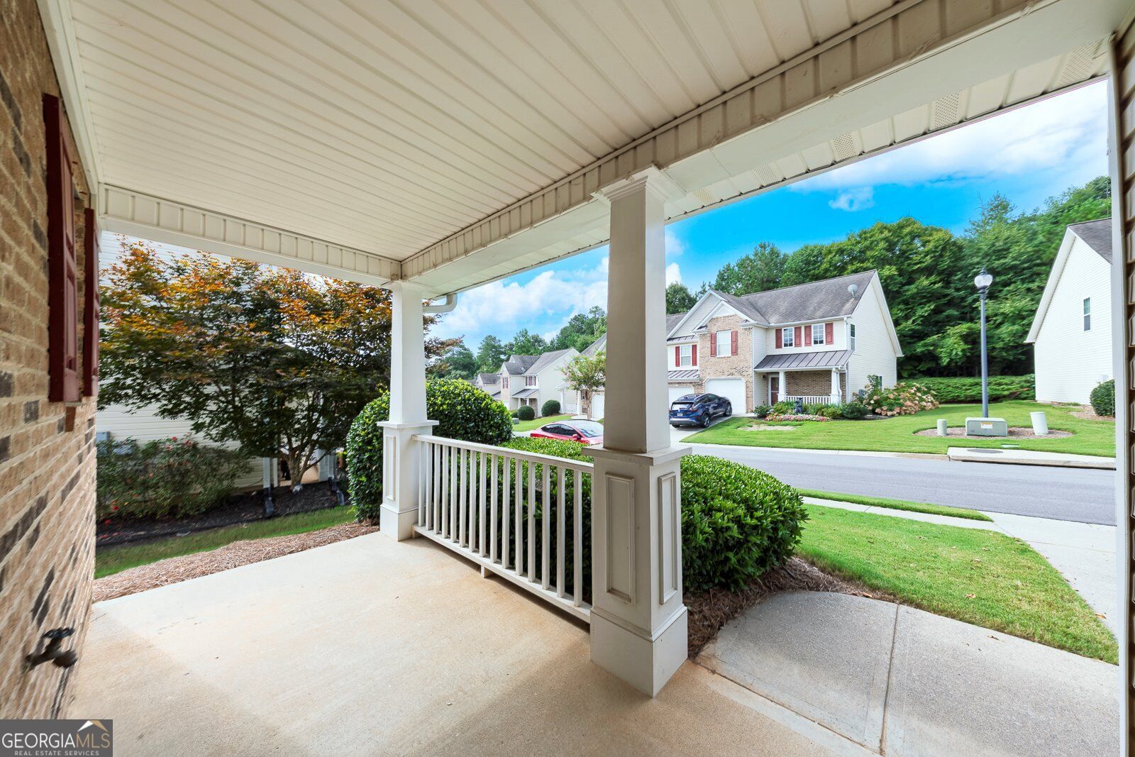 233 Fox Creek Boulevard Property Photo 4