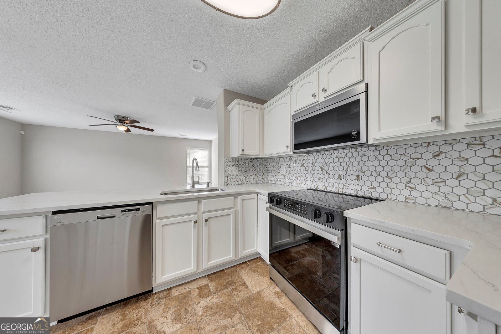 233 Fox Creek Boulevard Property Photo 13