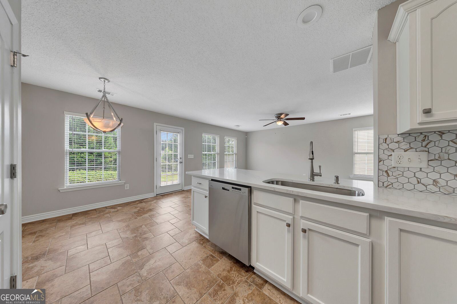 233 Fox Creek Boulevard Property Photo 14